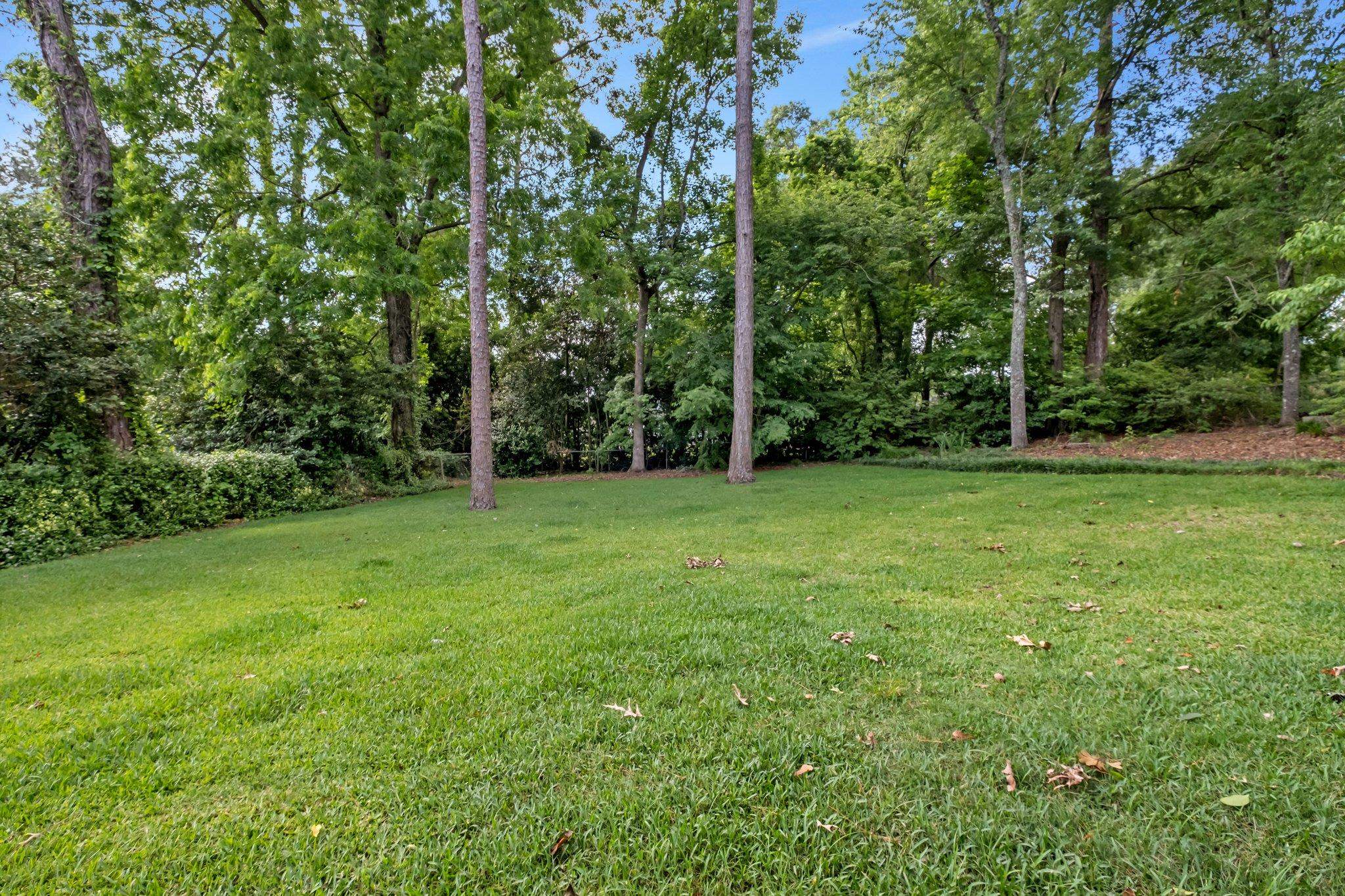 3127 N Shannon Lakes