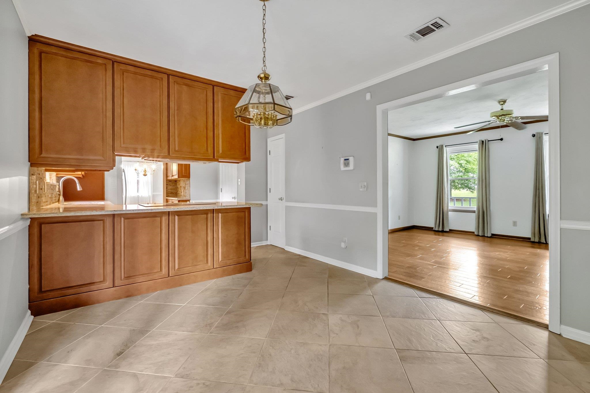 3127 N Shannon Lakes