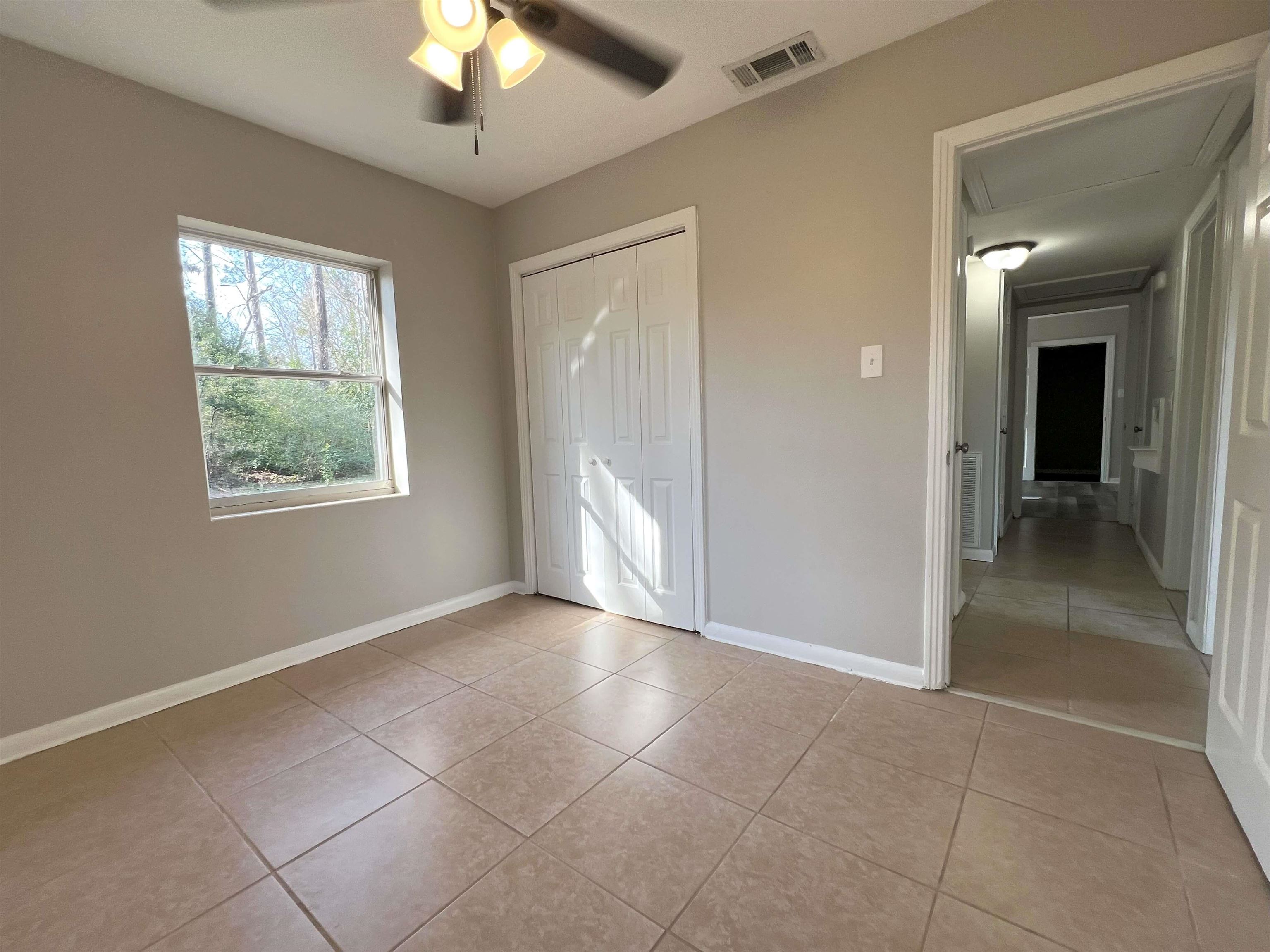 2412 Pontiac Drive