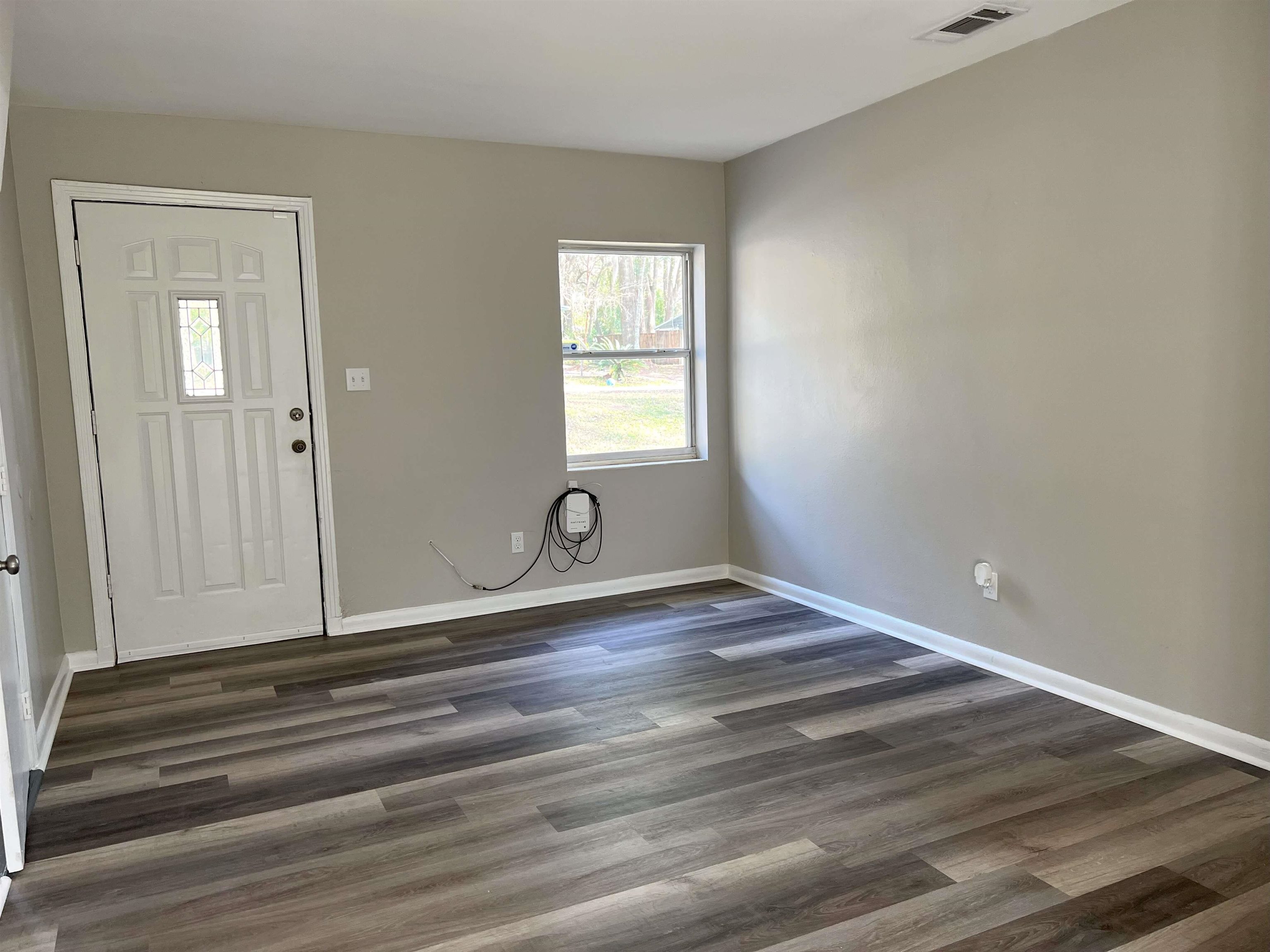2412 Pontiac Drive
