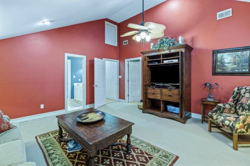3005 E Golden Eagle Drive