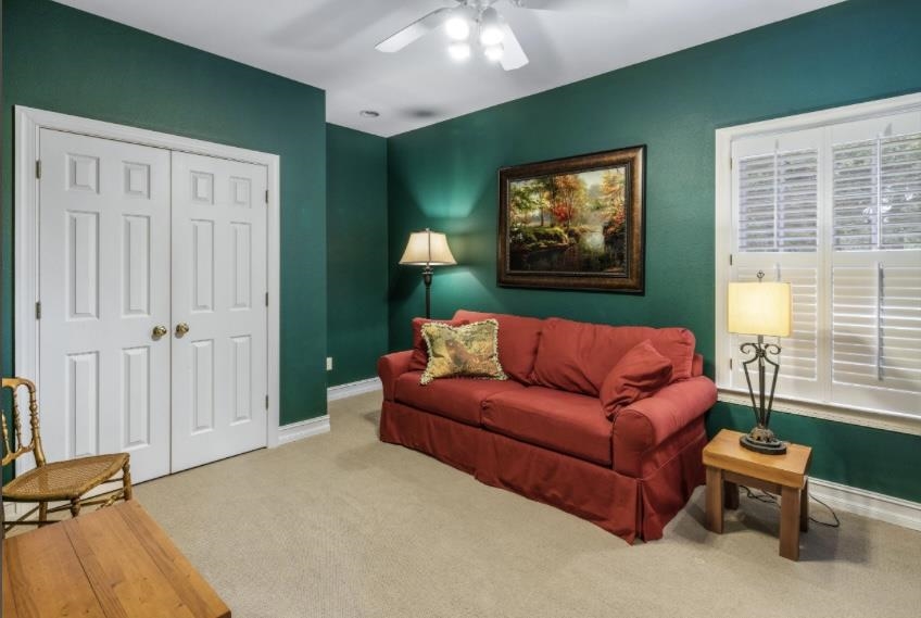 3005 E Golden Eagle Drive