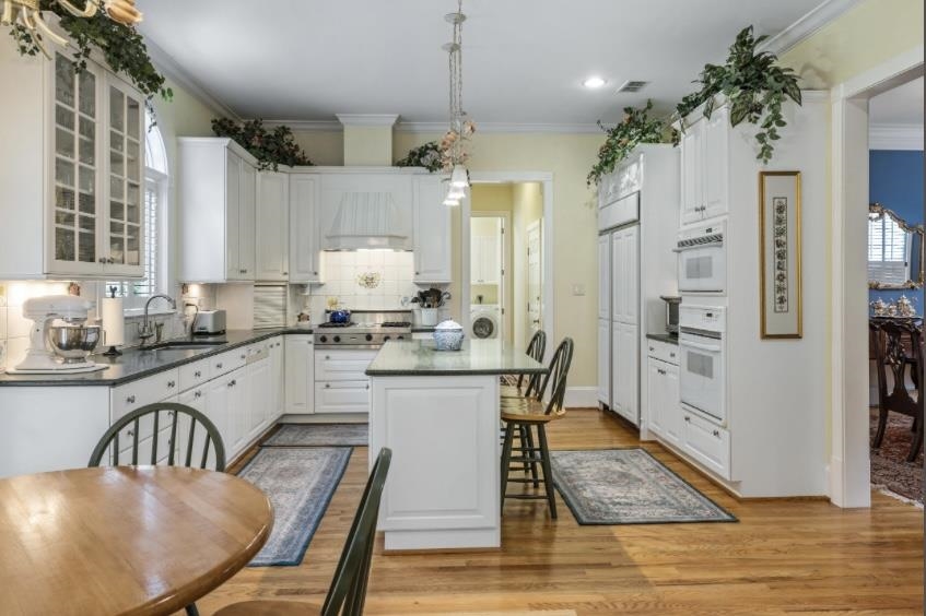 3005 E Golden Eagle Drive