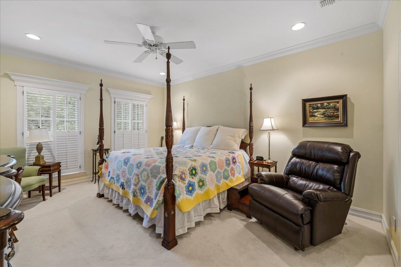 3005 E Golden Eagle Drive