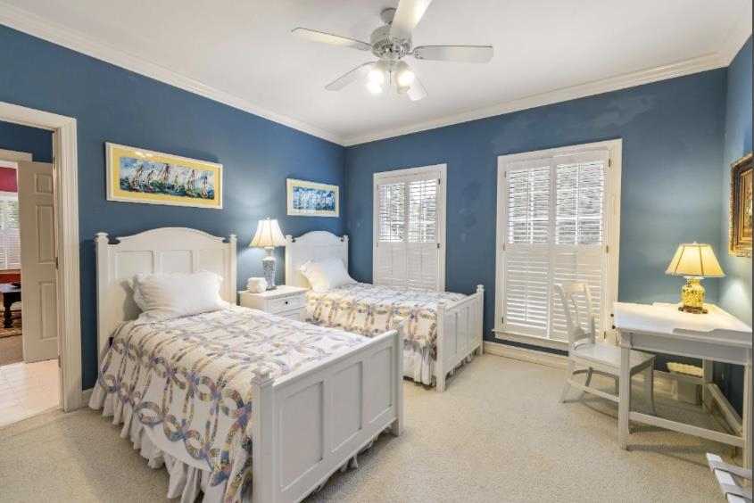 3005 E Golden Eagle Drive