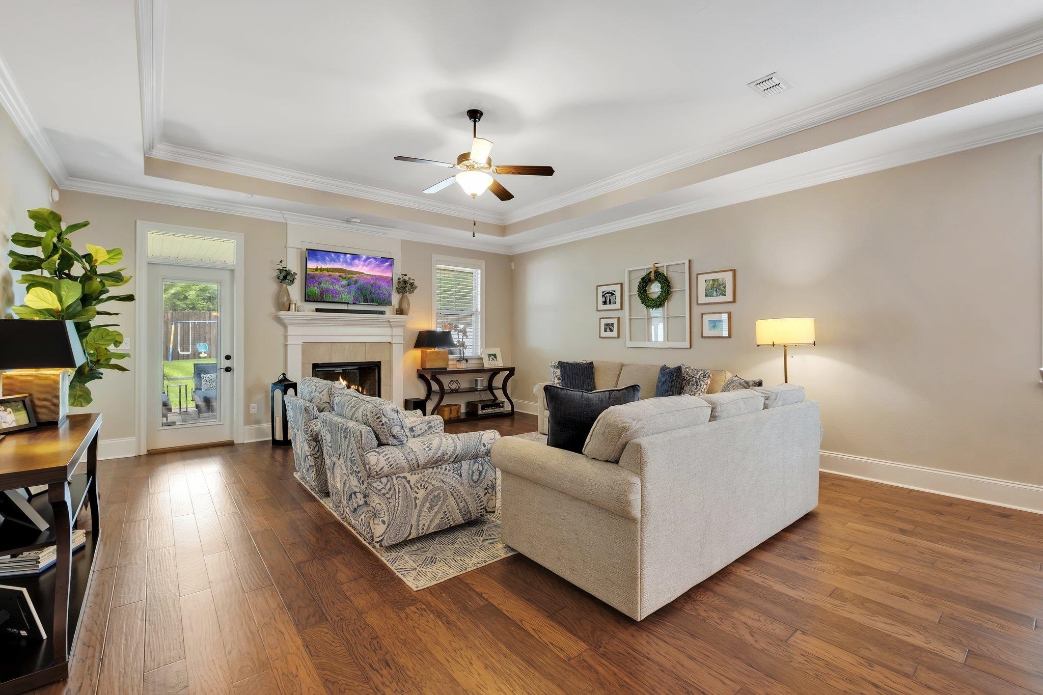 5864 Bascom Drive