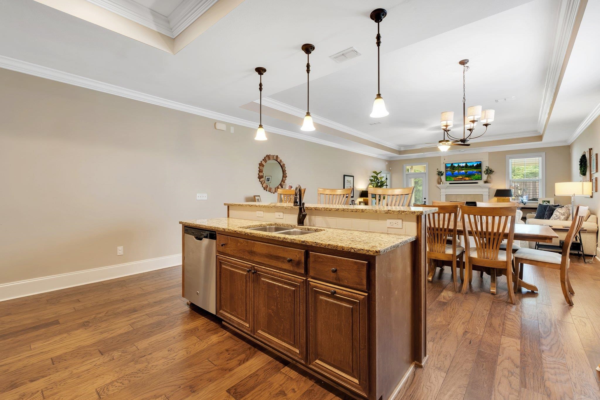 5864 Bascom Drive