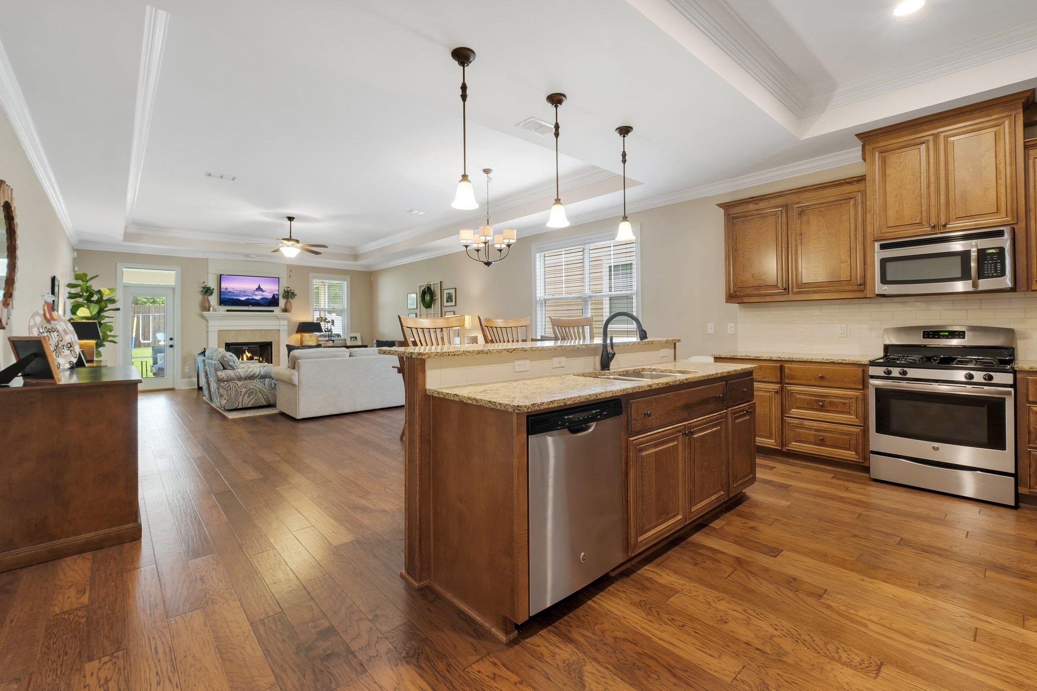 5864 Bascom Drive