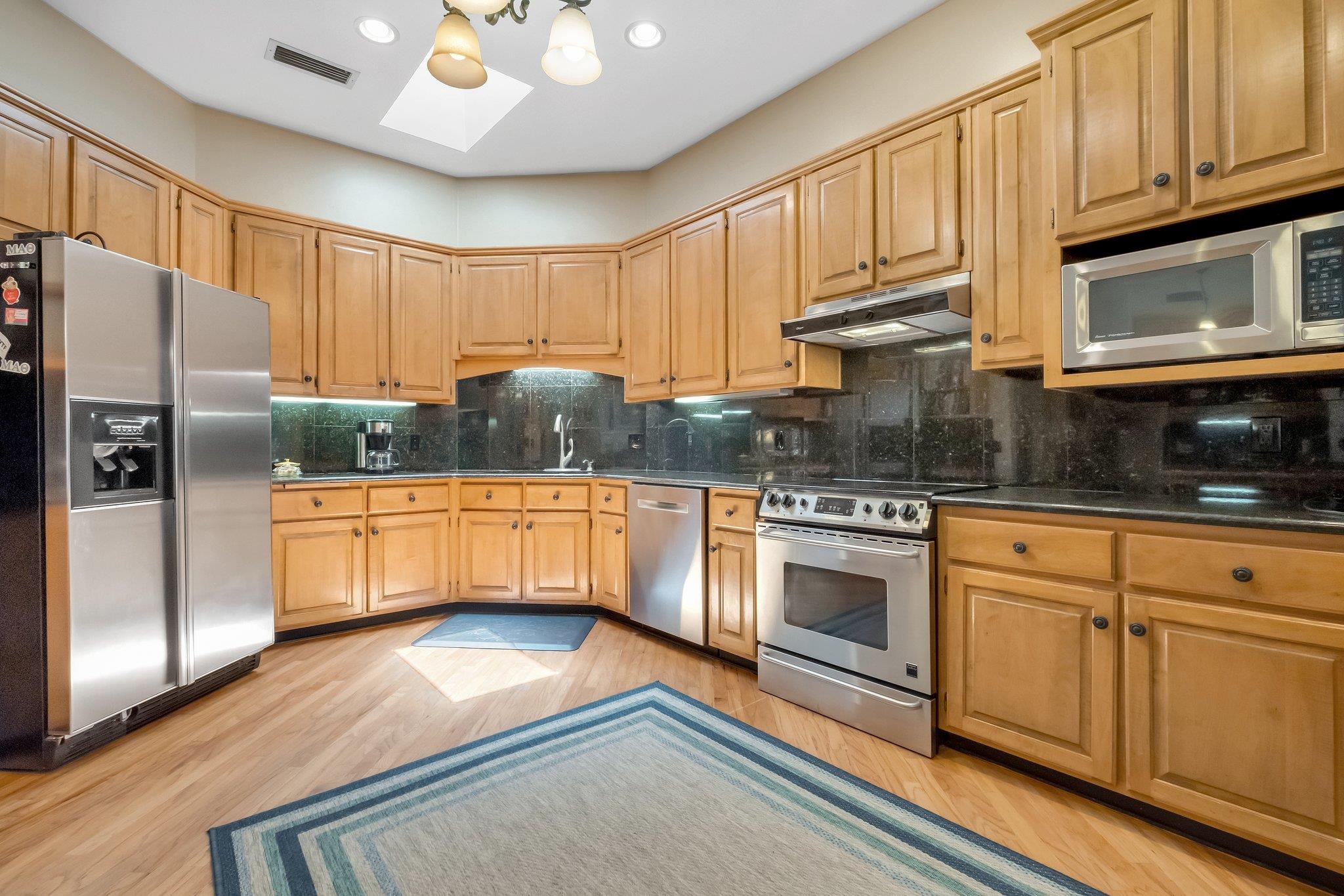 6964 Grenville Road