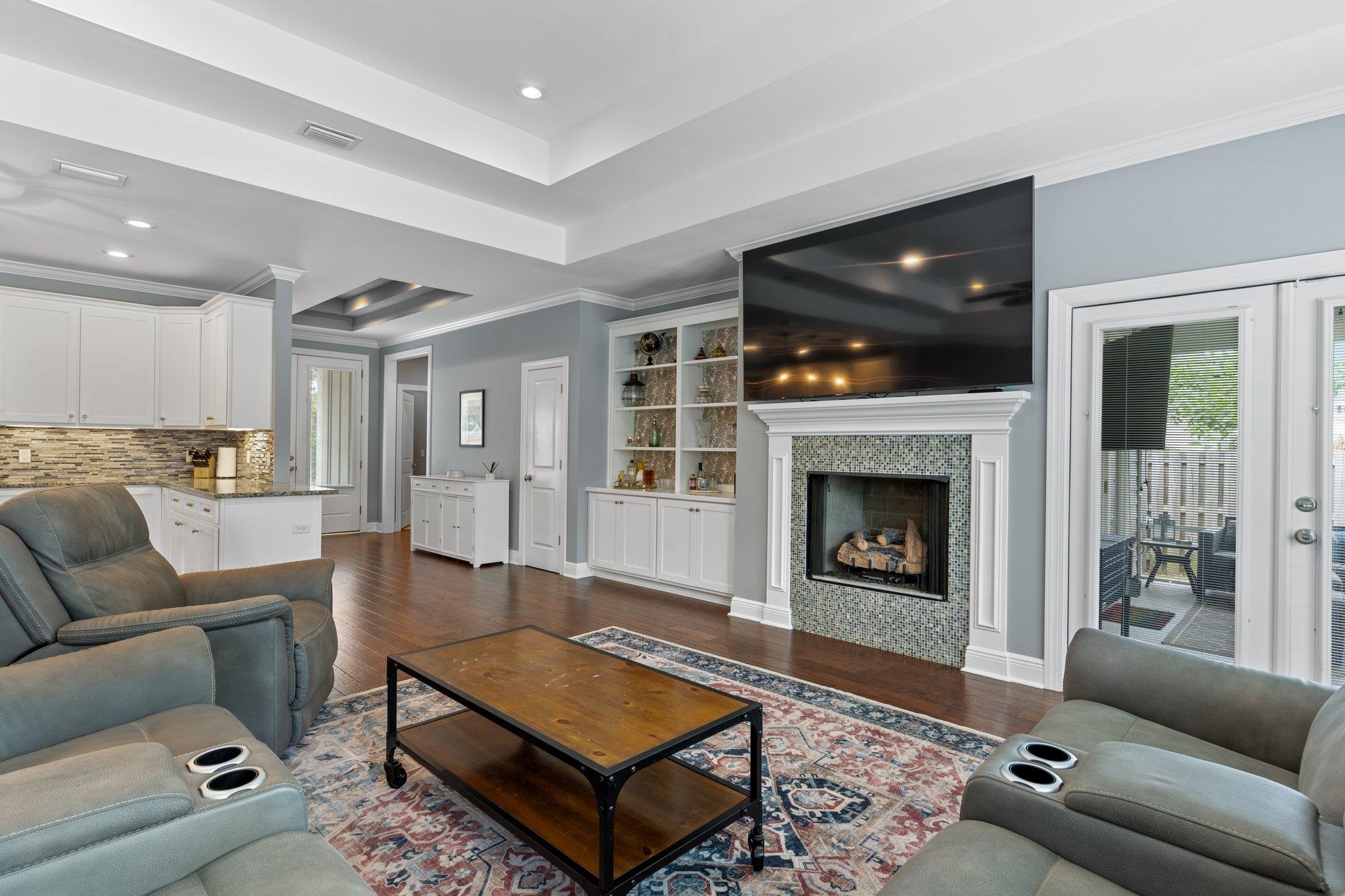 2202 Blakely Court