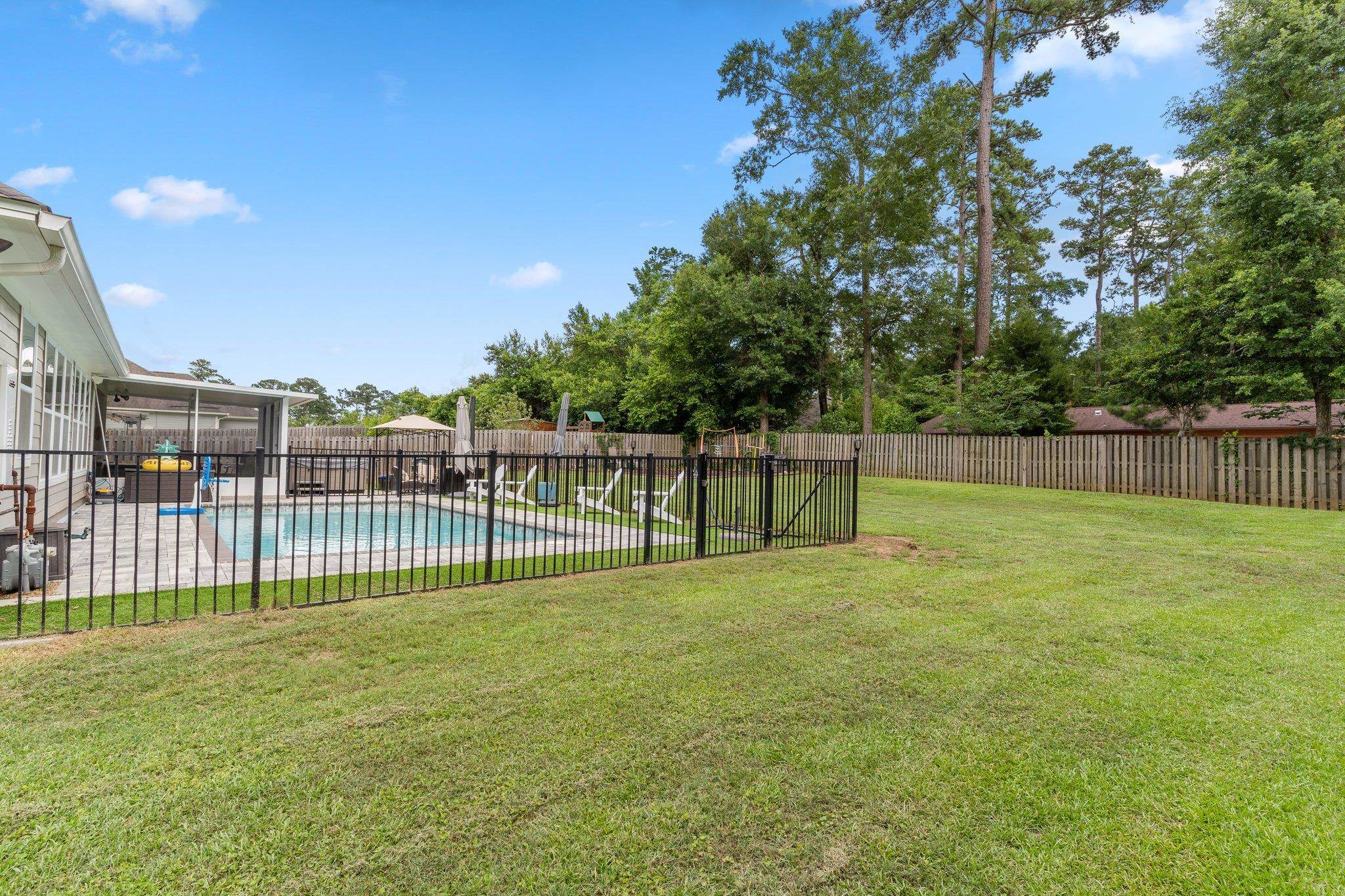 2202 Blakely Court