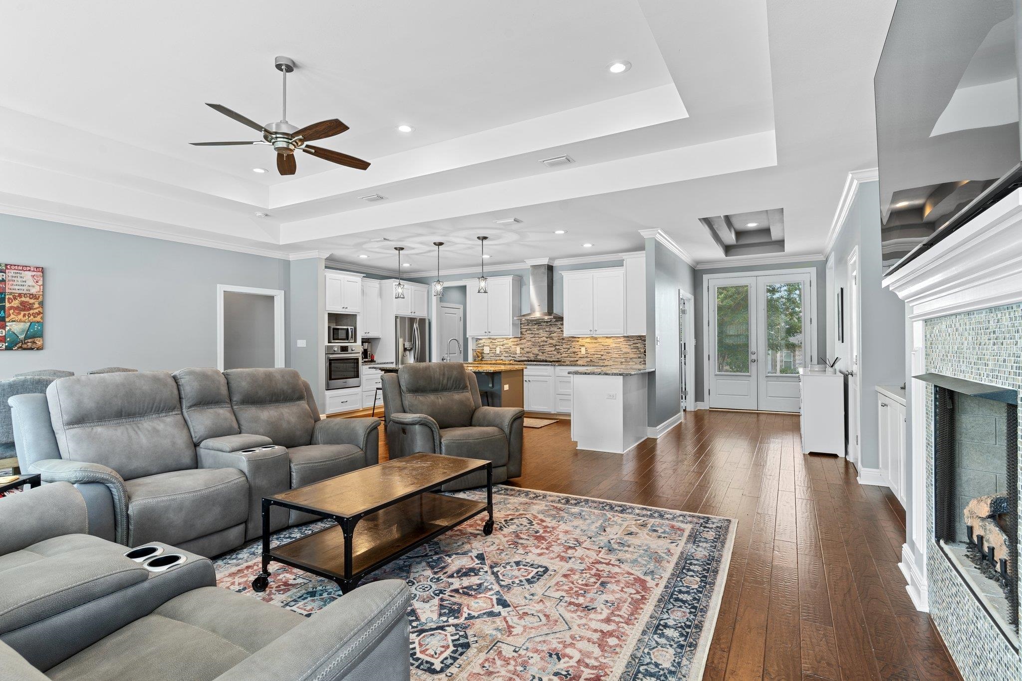 2202 Blakely Court