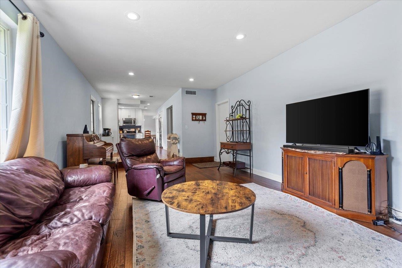 5411 Touraine Drive