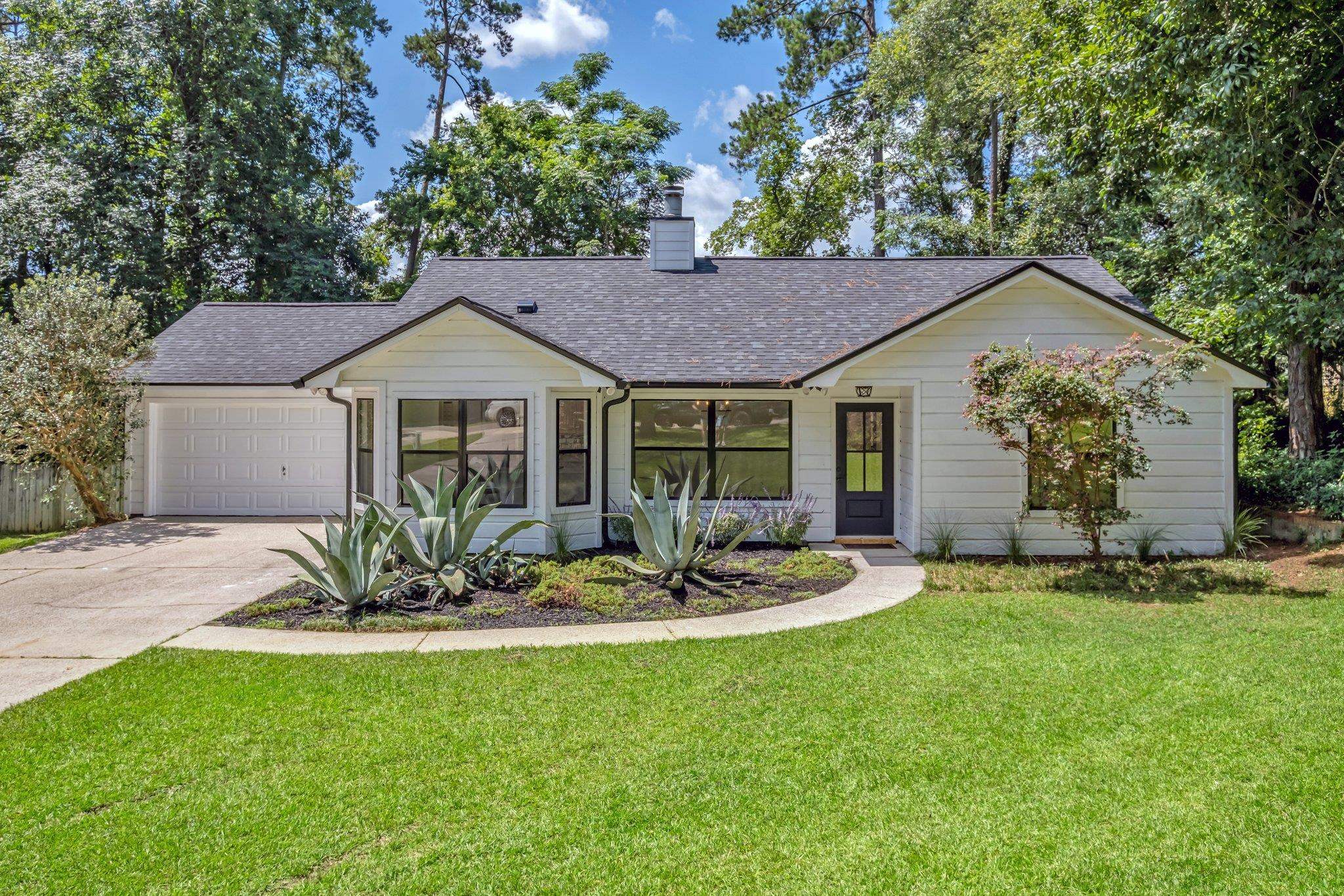 1717 Indian Town Lane