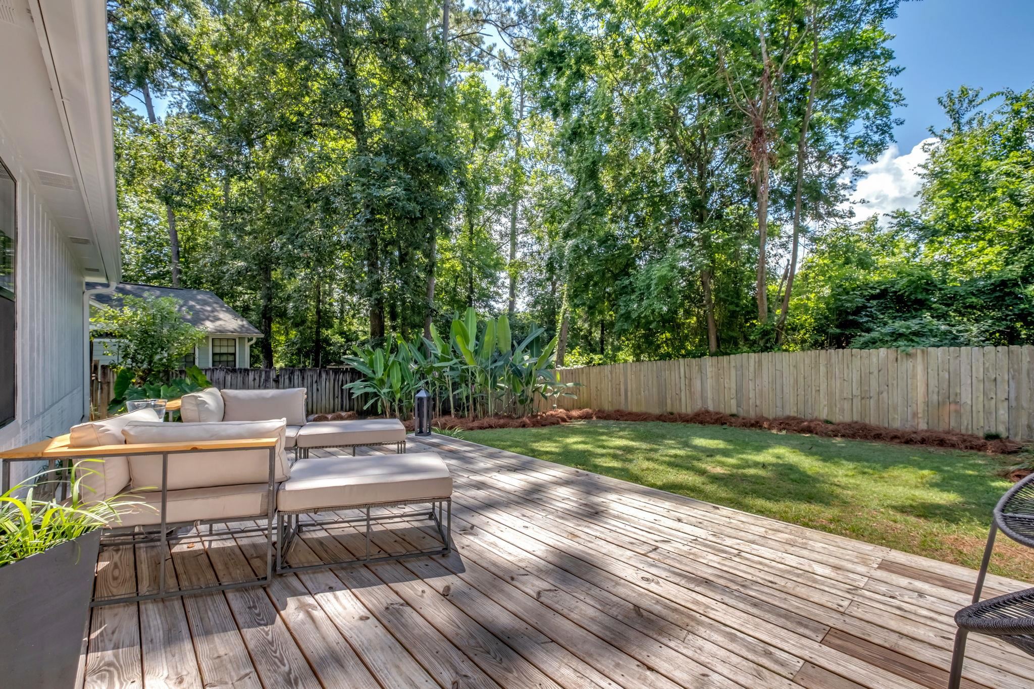 1717 Indian Town Lane