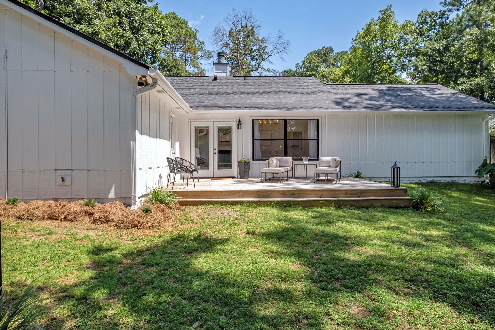 1717 Indian Town Lane
