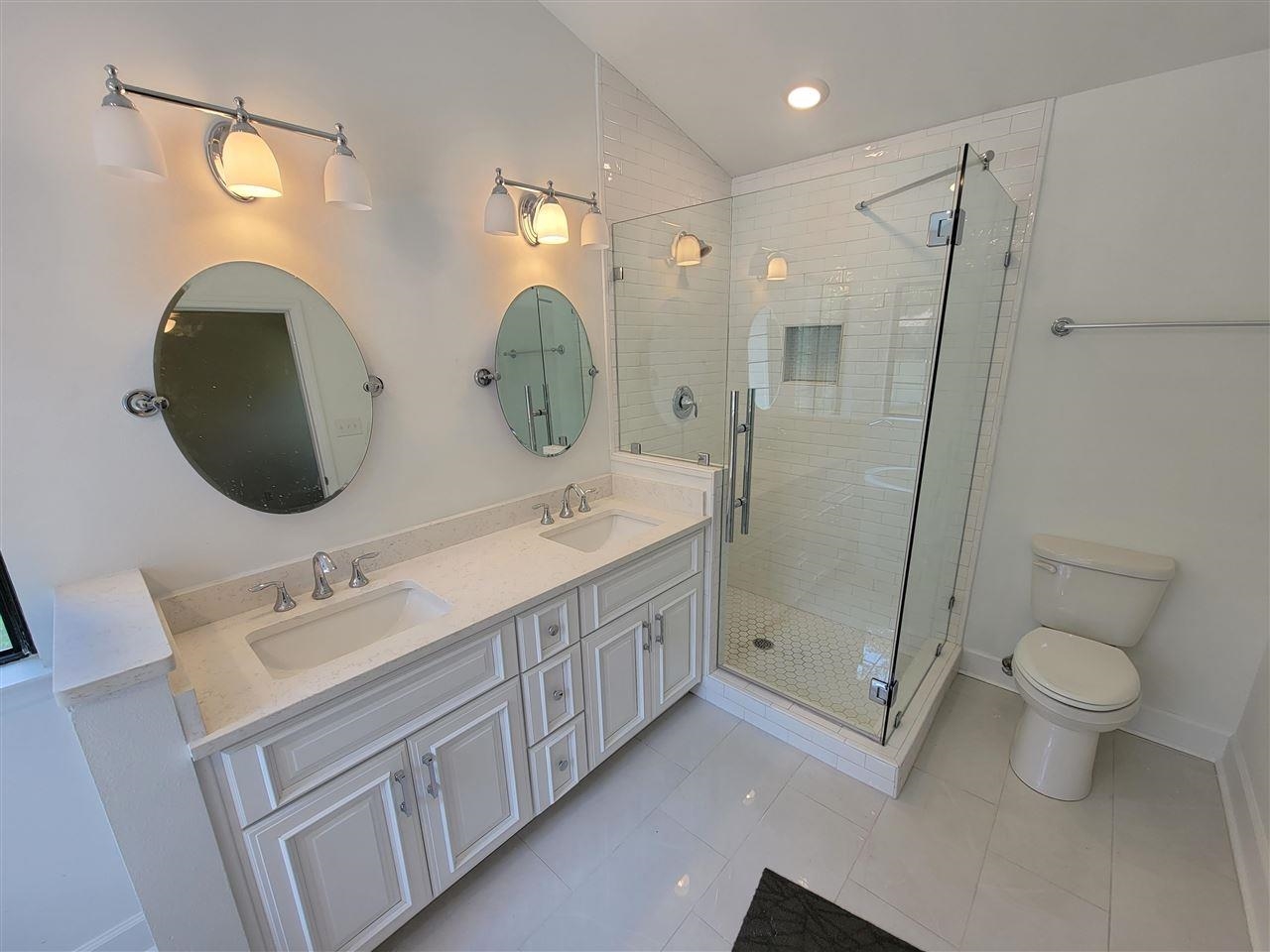 1608 Southbrook Lane Unit: -