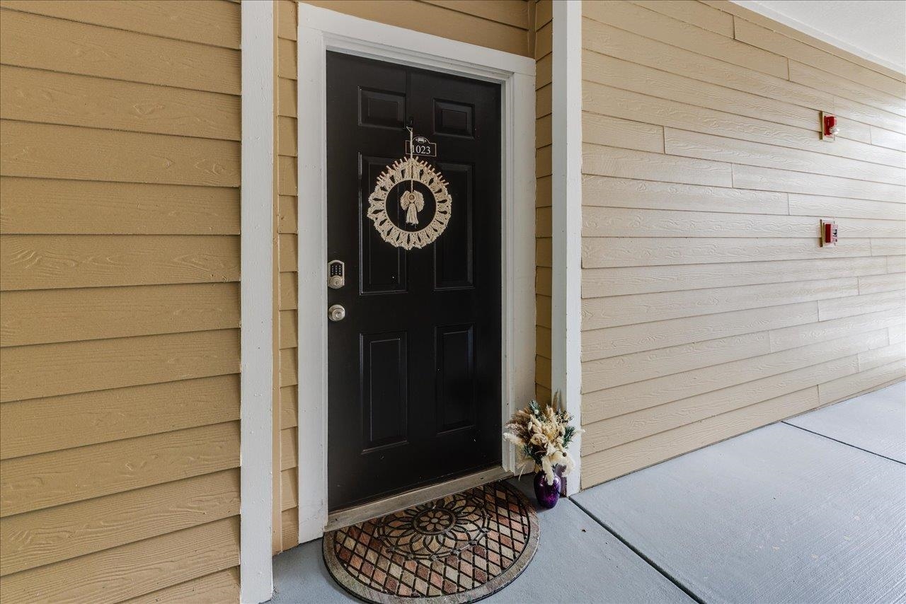 2801 Chancellorsville Drive Unit: 1023