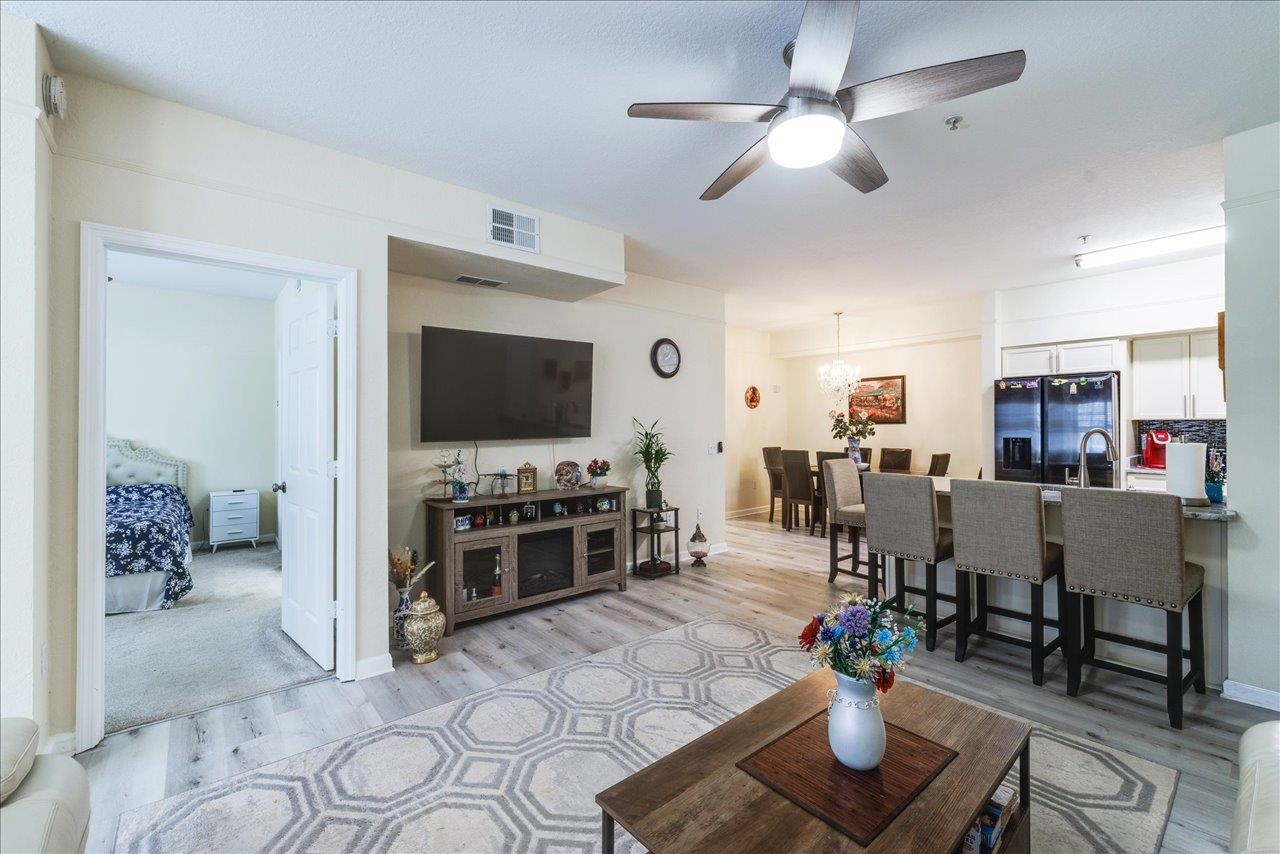 2801 Chancellorsville Drive Unit: 1023
