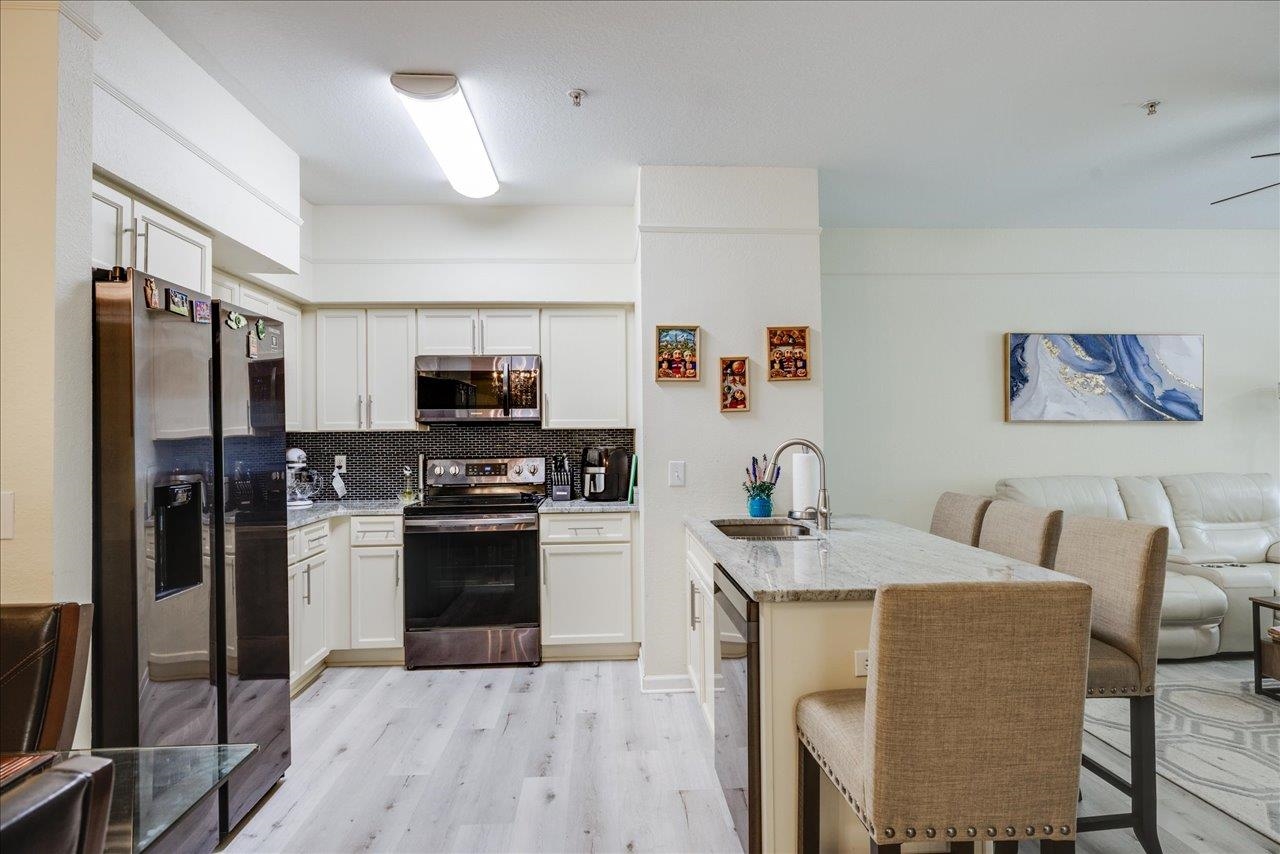 2801 Chancellorsville Drive Unit: 1023