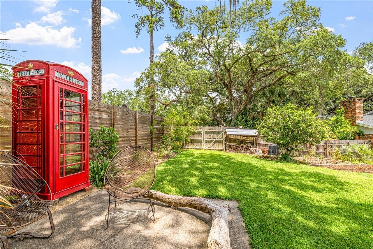 2235 Ellicott Drive