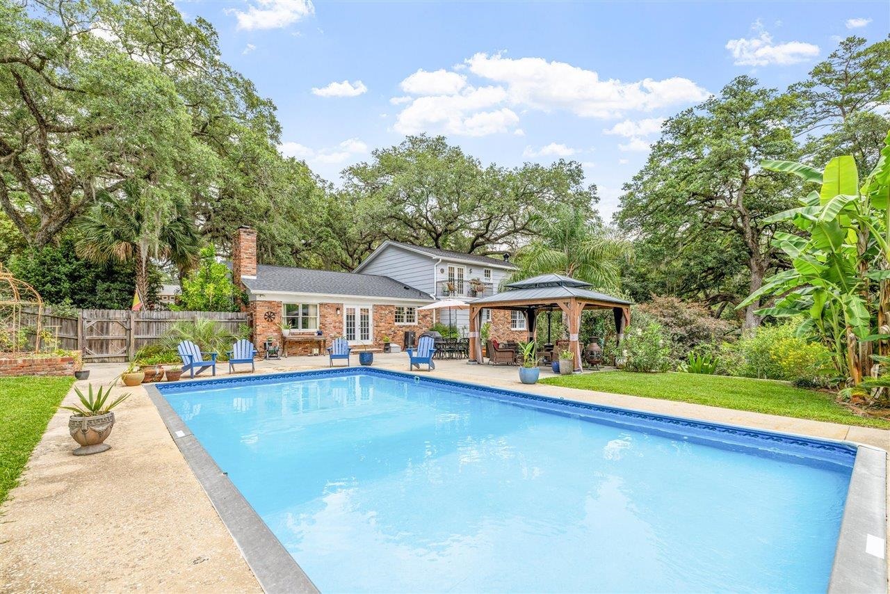 2235 Ellicott Drive