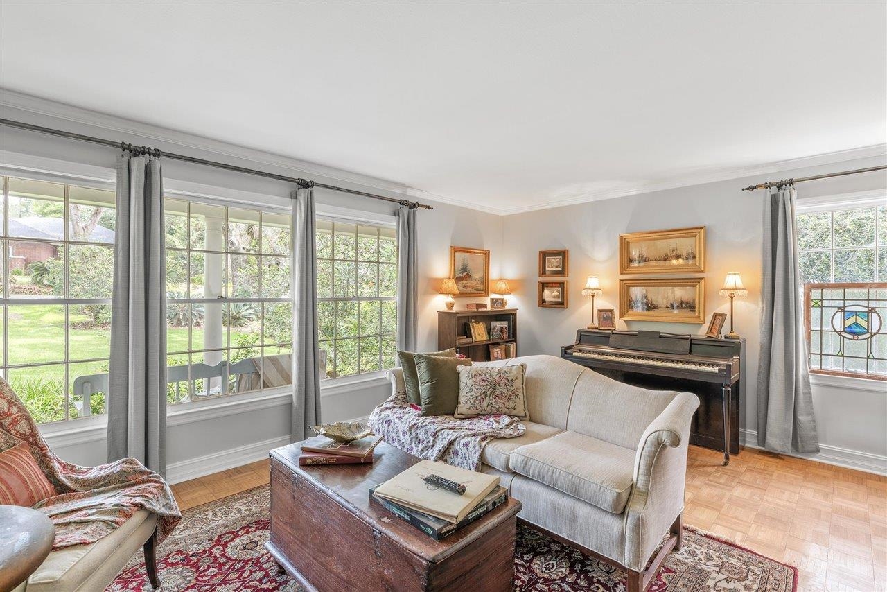 2235 Ellicott Drive