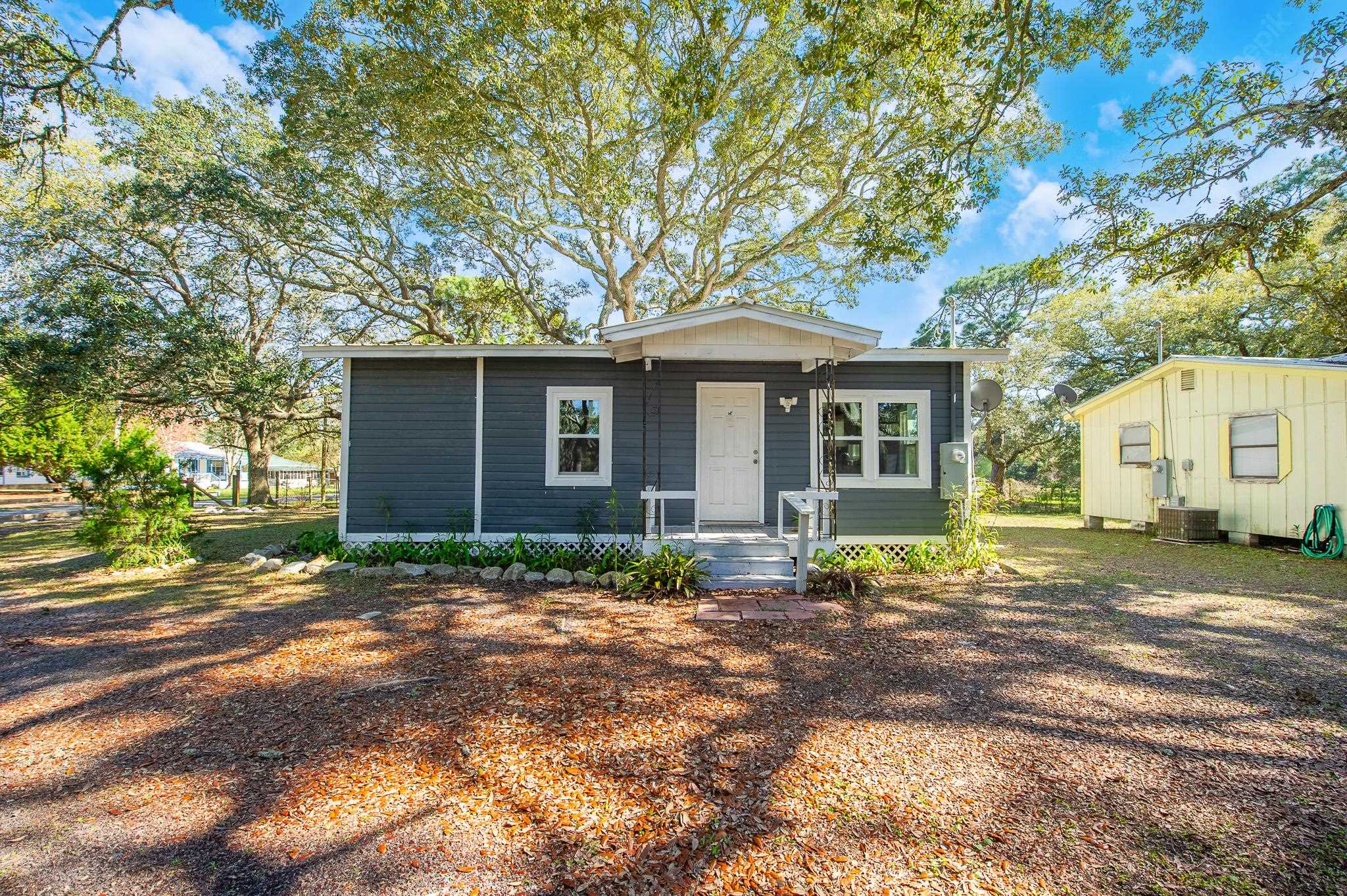 496 Avenue A