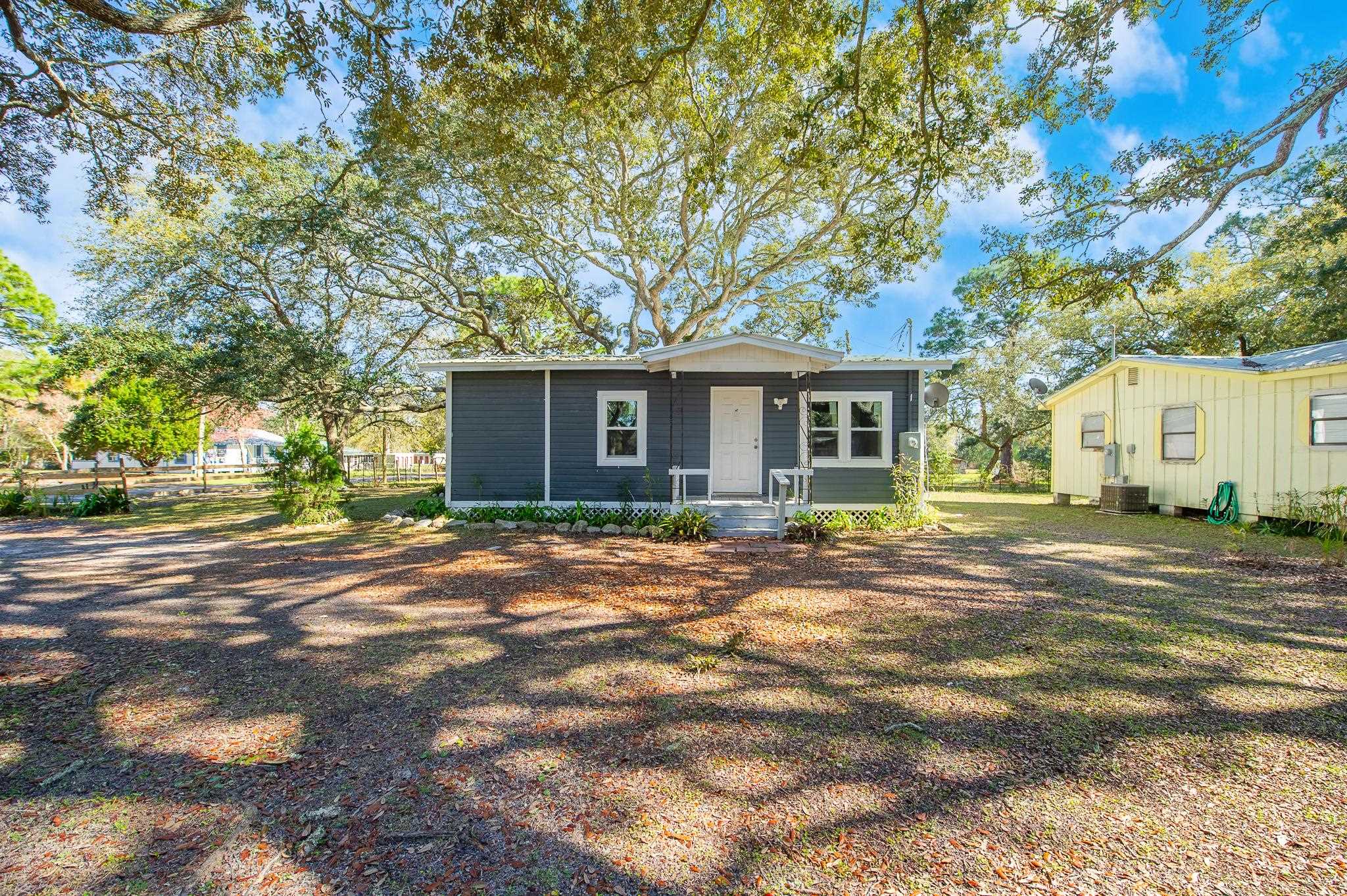 496 Avenue A