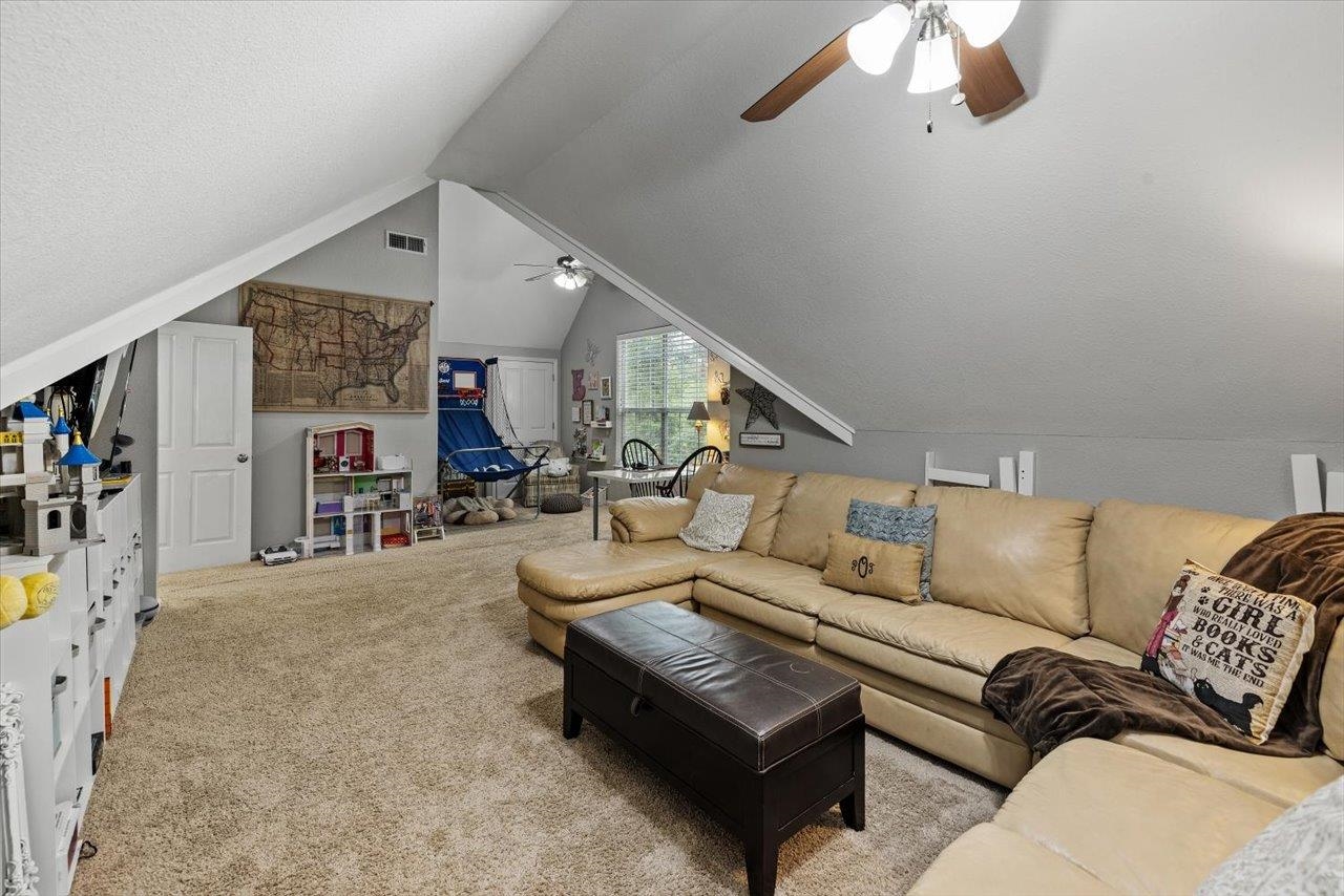 1132 Blackhawk Way
