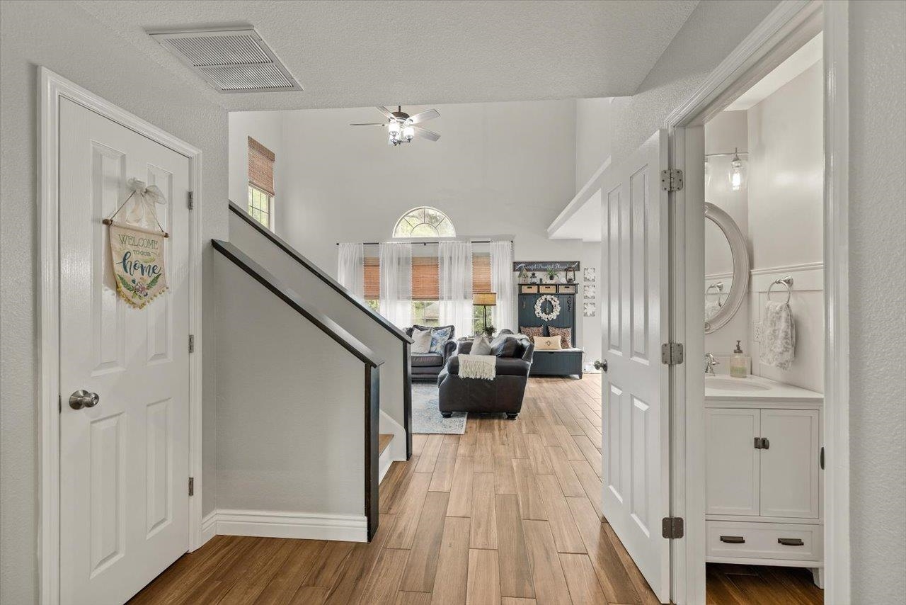 1132 Blackhawk Way