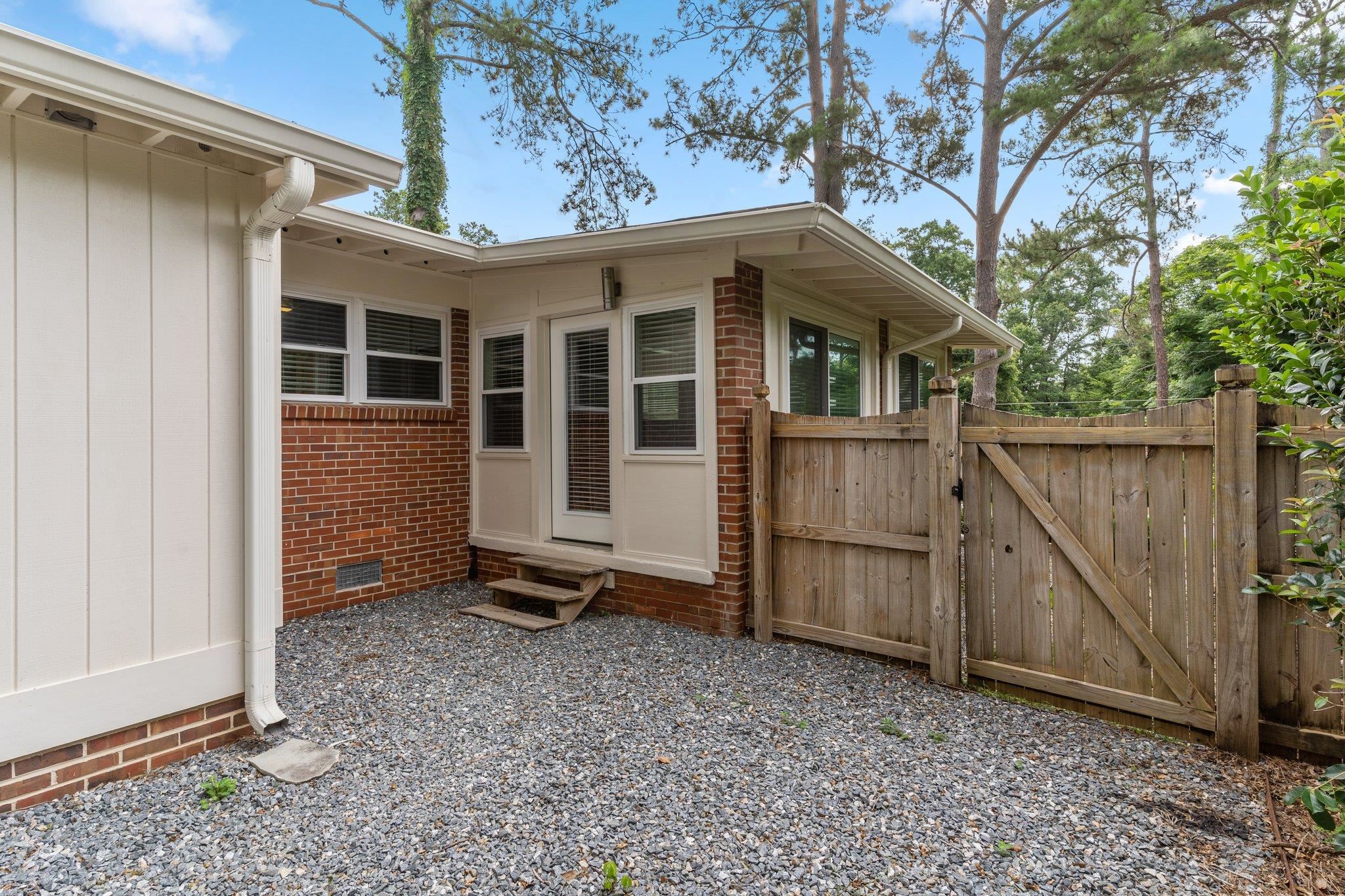 1118 Marys Drive