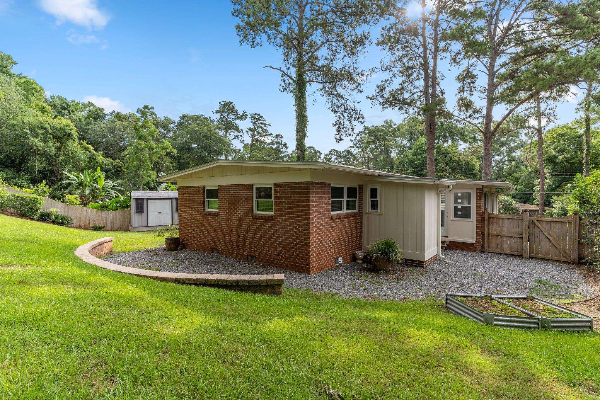 1118 Marys Drive