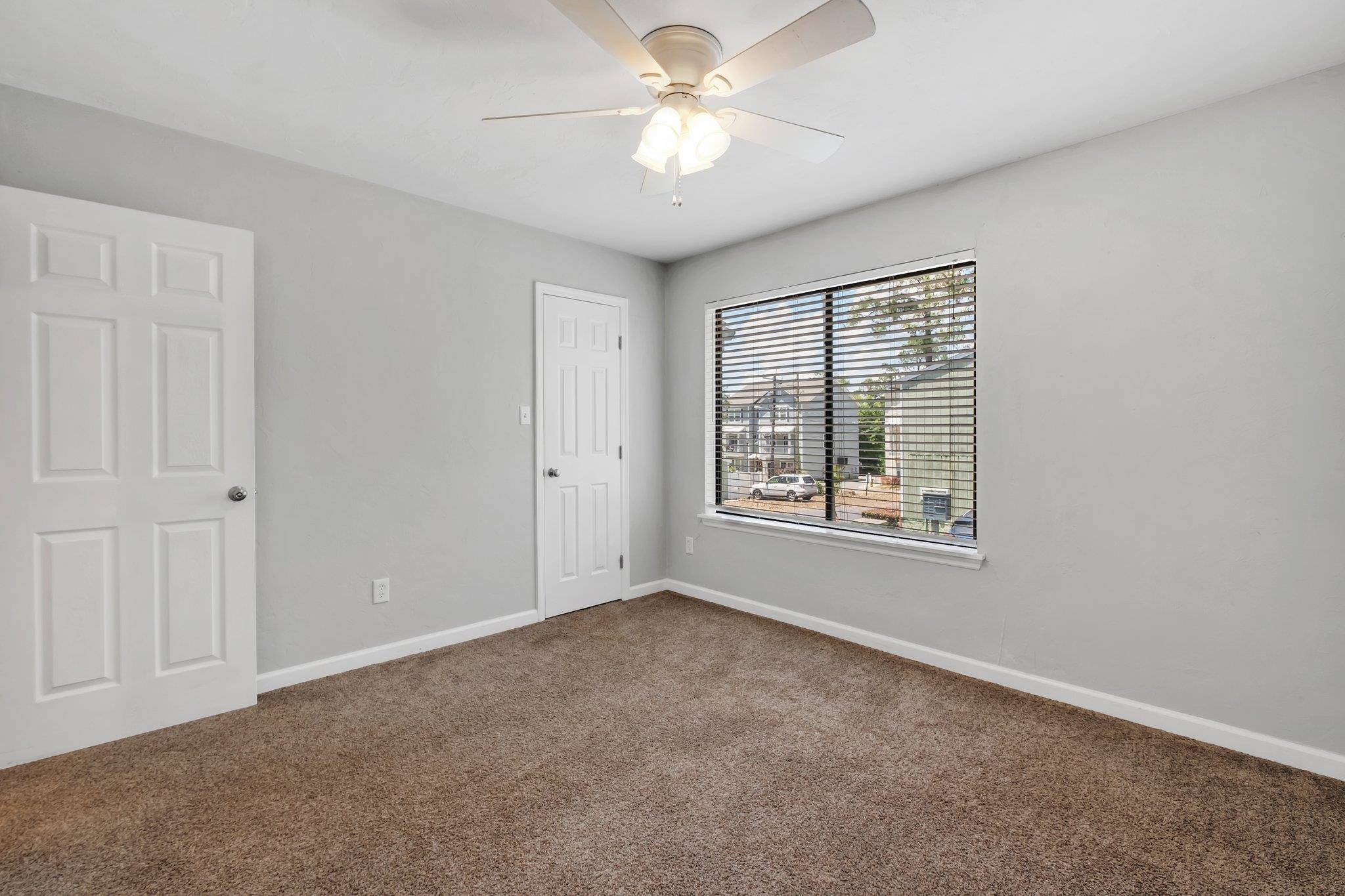 1889 Belle Vue Way Unit: #3