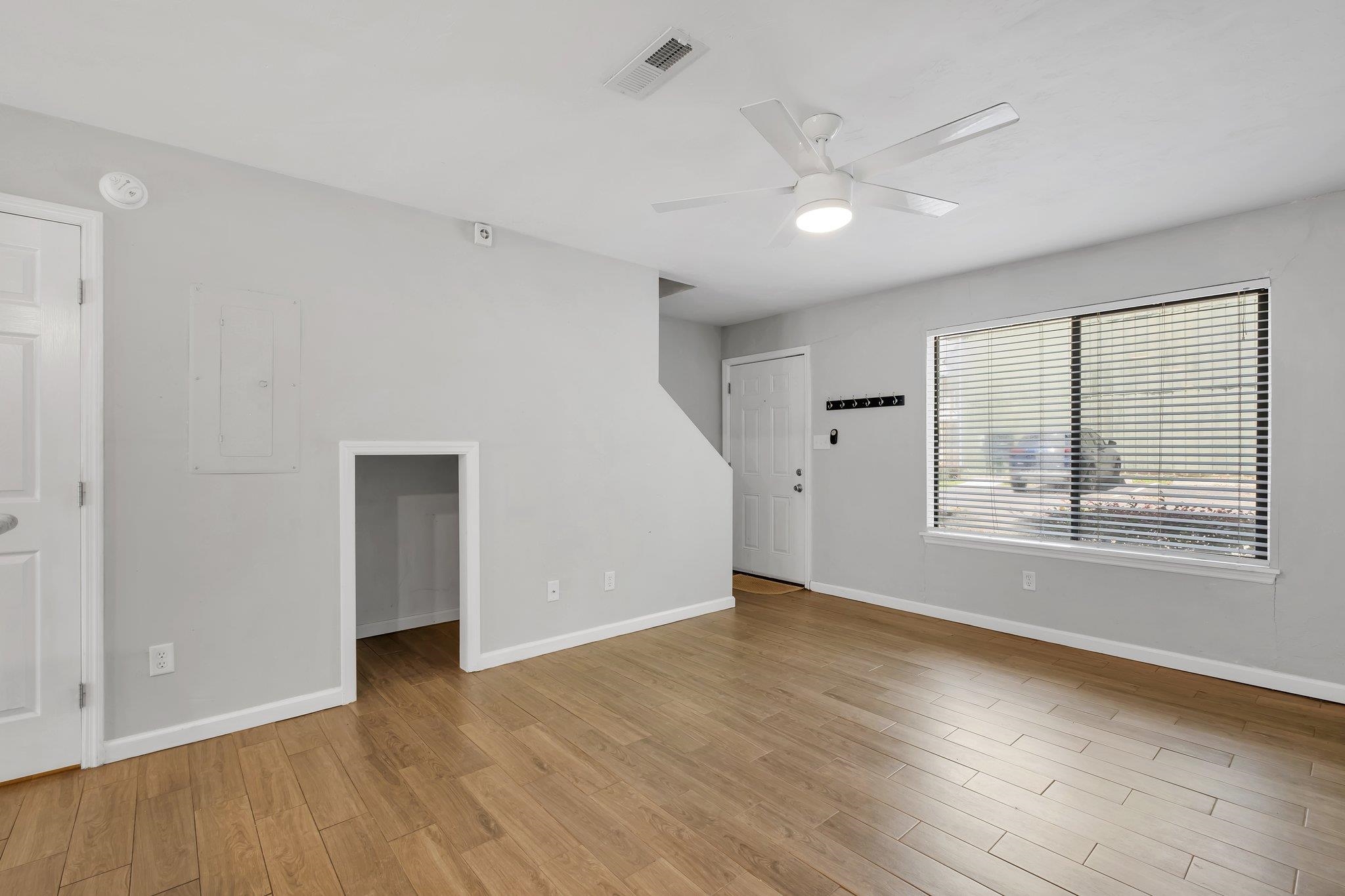 1889 Belle Vue Way Unit: #3