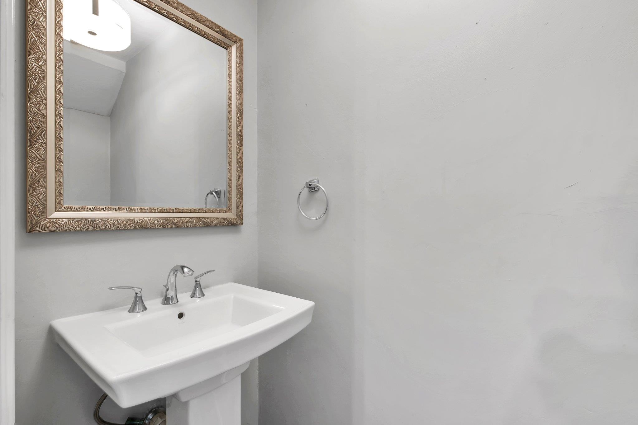 1889 Belle Vue Way Unit: #3