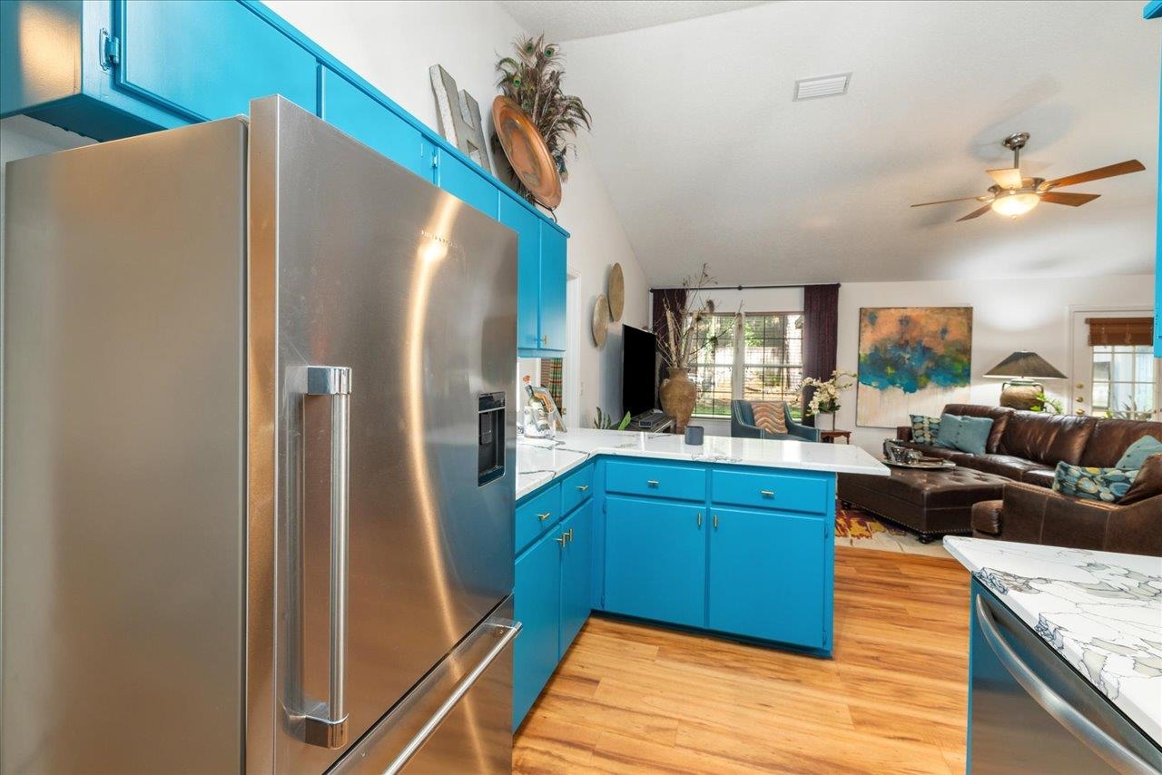 3387 Micanopy Trail