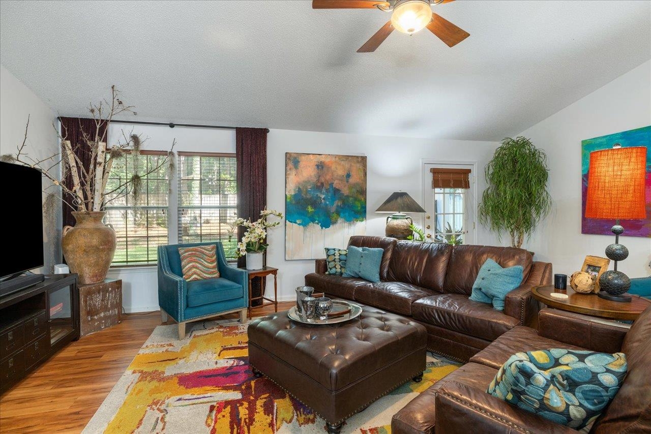 3387 Micanopy Trail