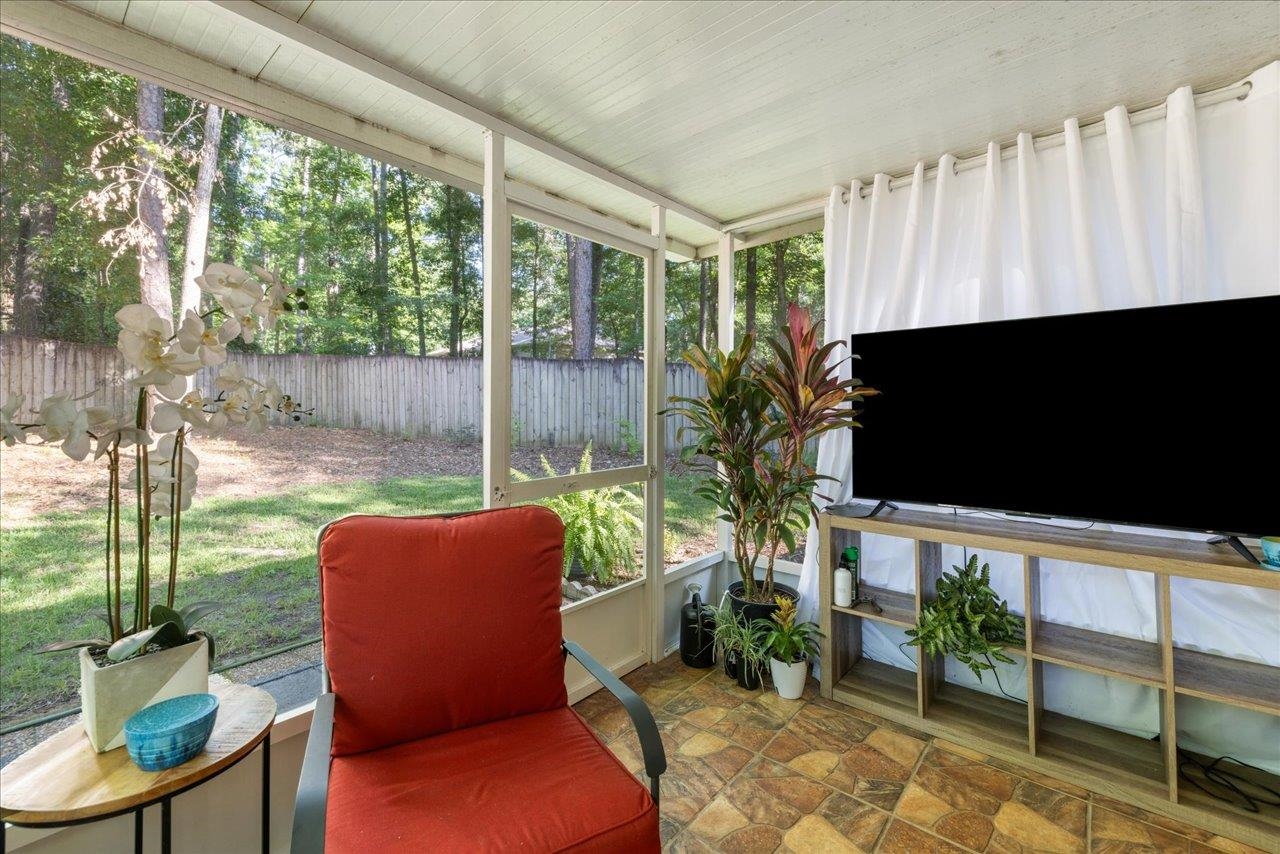 3387 Micanopy Trail