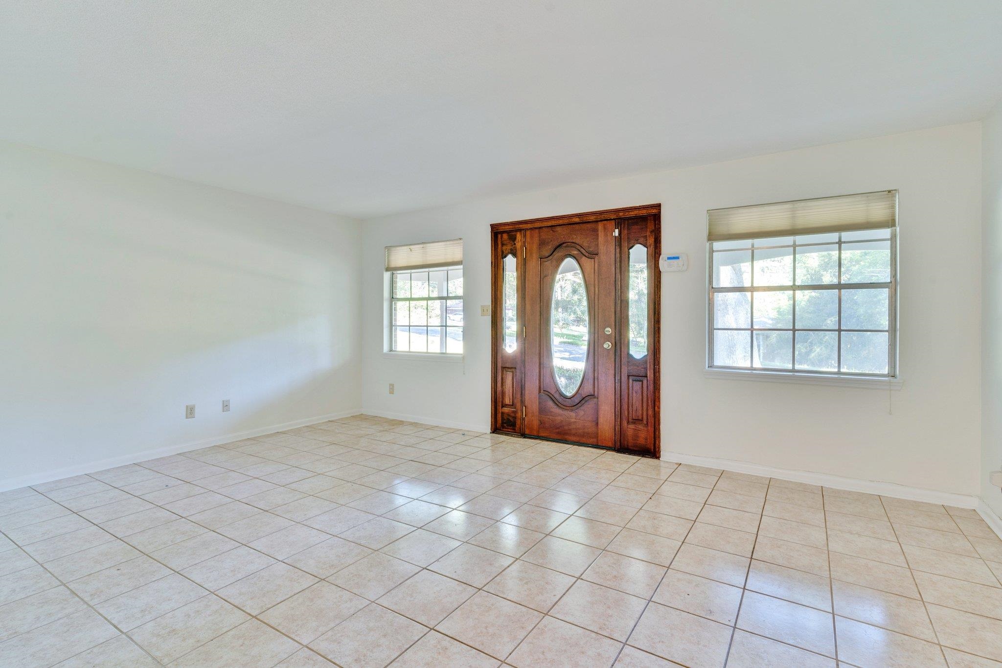 2401 Balsam Terrace