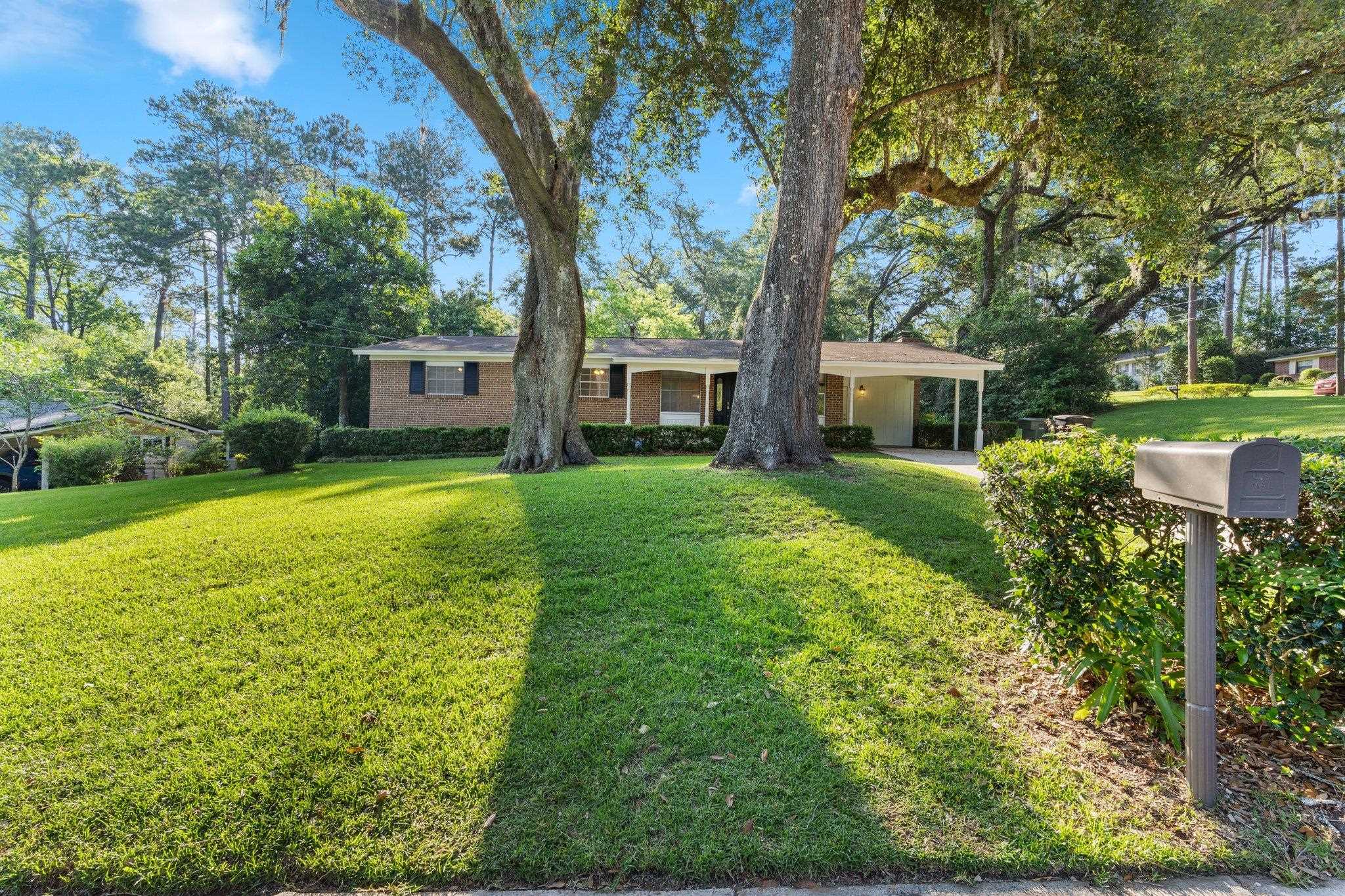 2401 Balsam Terrace