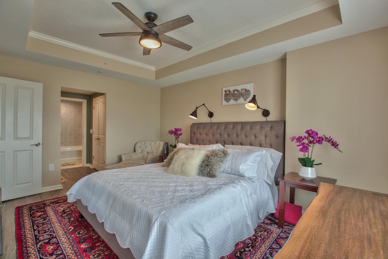 121 N Monroe St Unit 1004