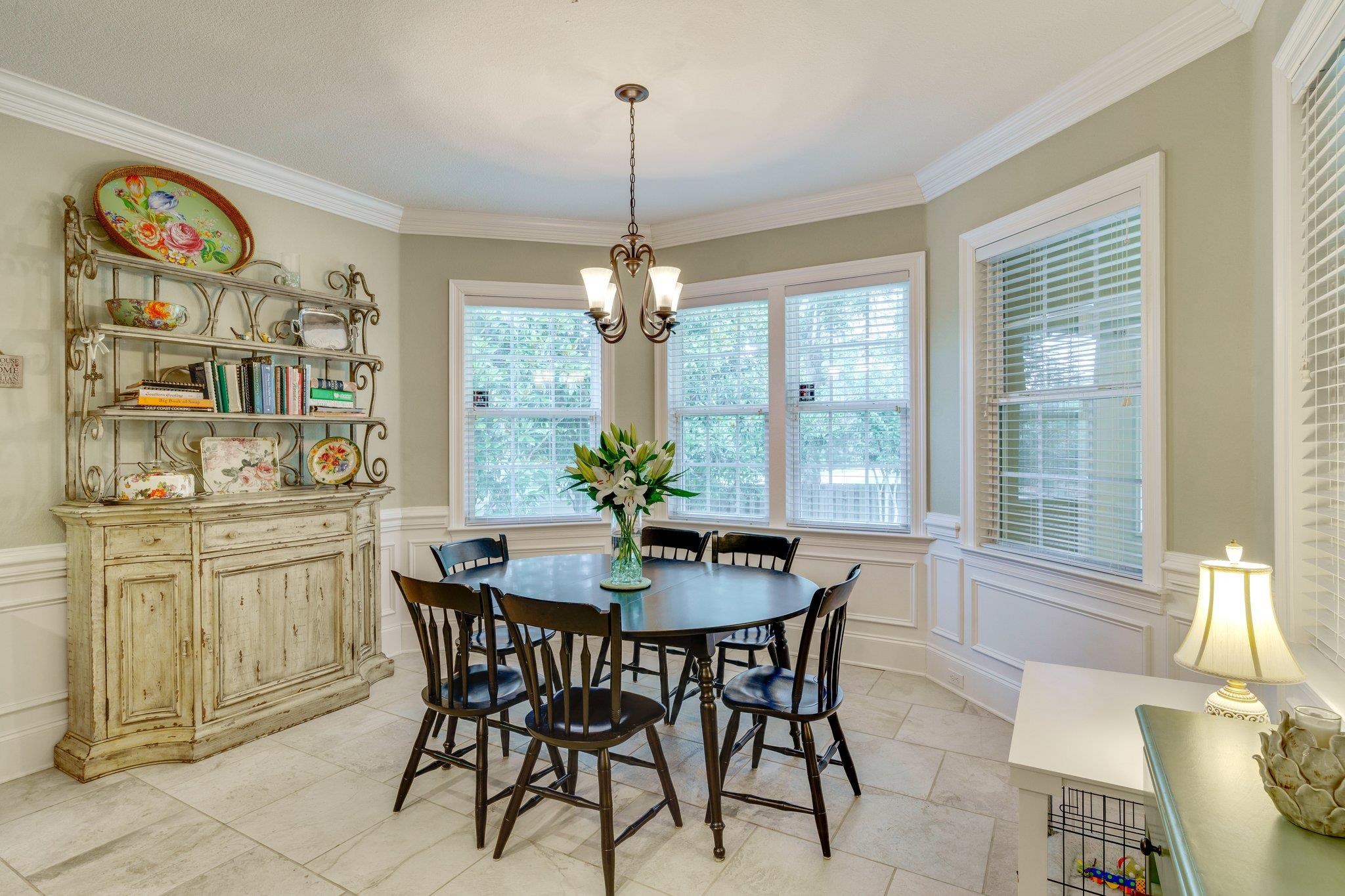 4999 Hollystone Lane
