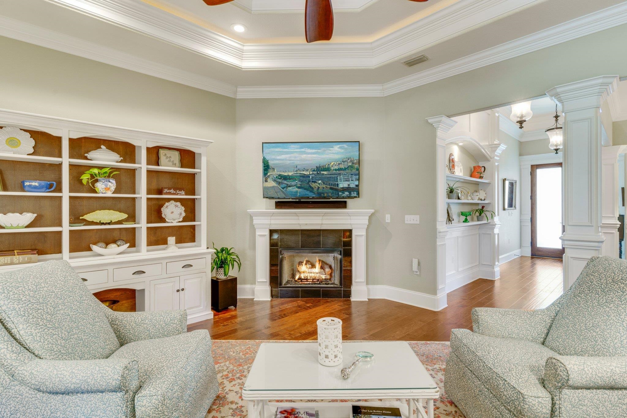 4999 Hollystone Lane