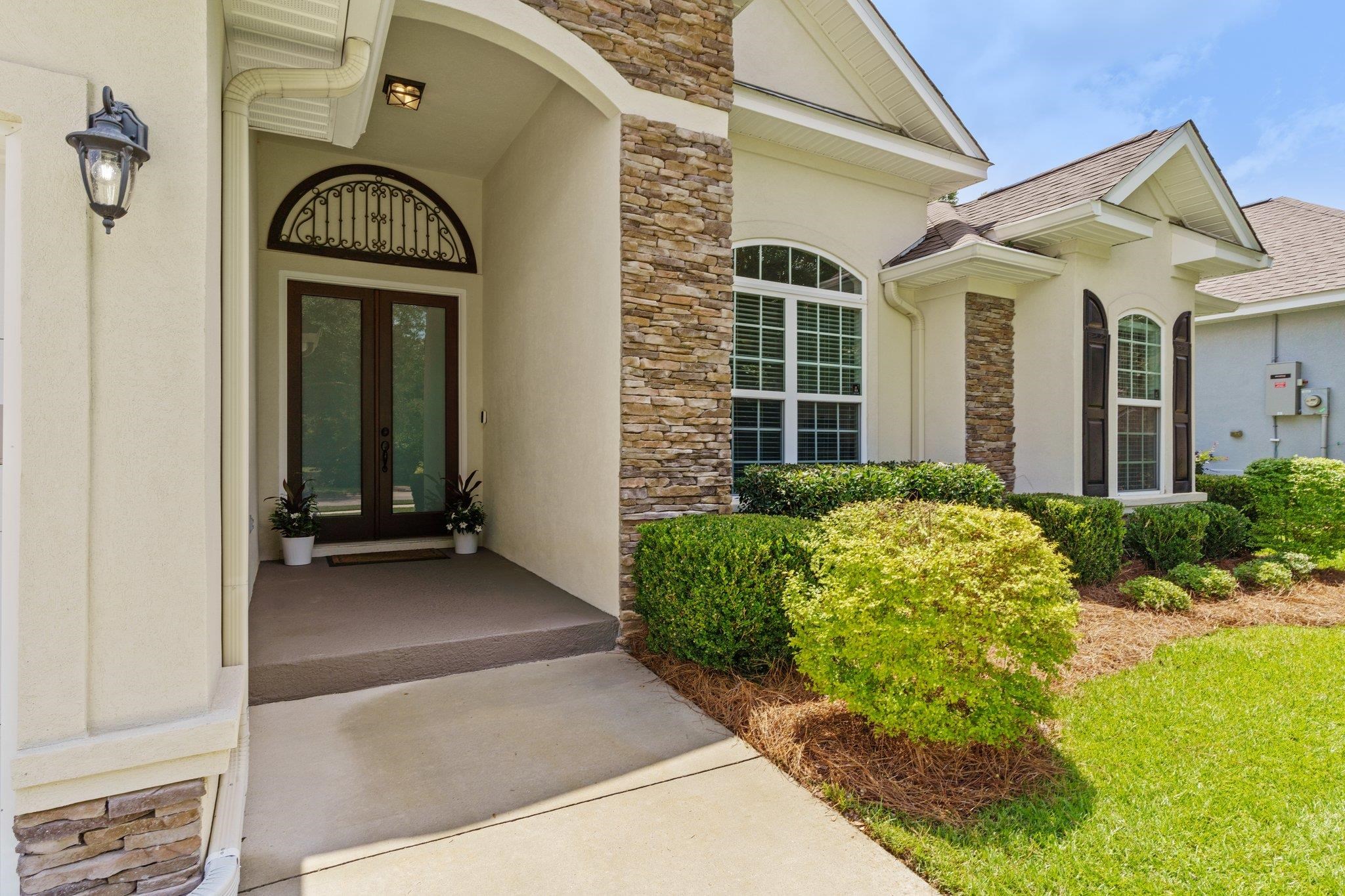 4999 Hollystone Lane