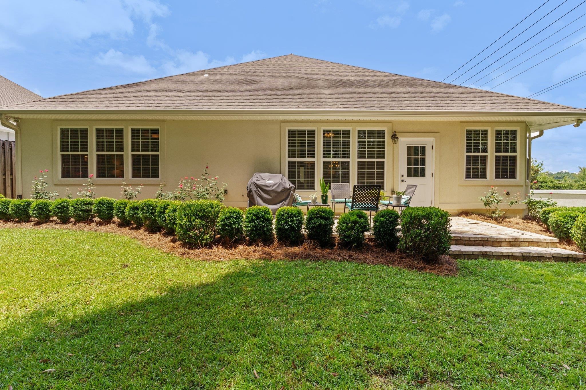 4999 Hollystone Lane