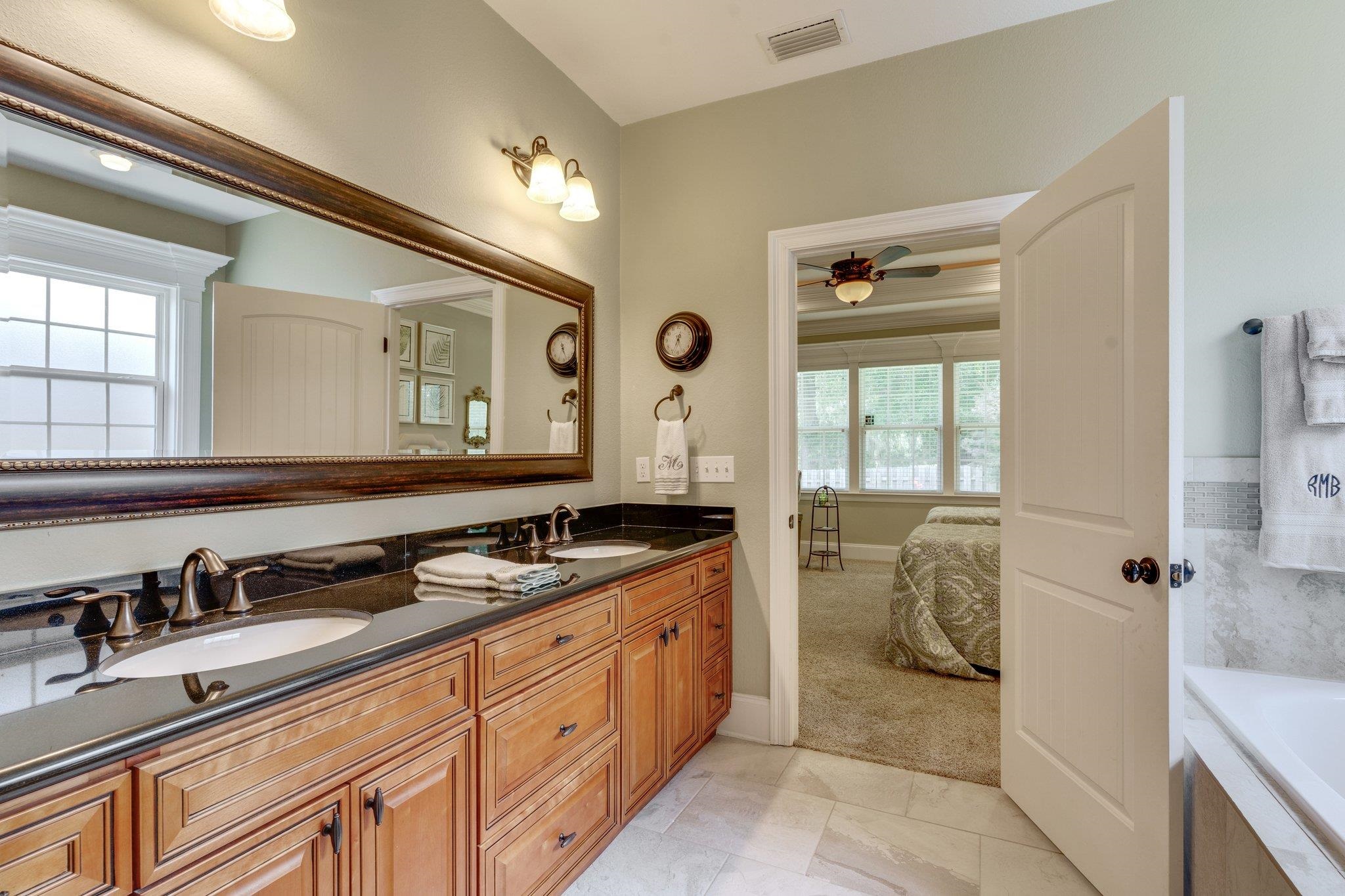 4999 Hollystone Lane