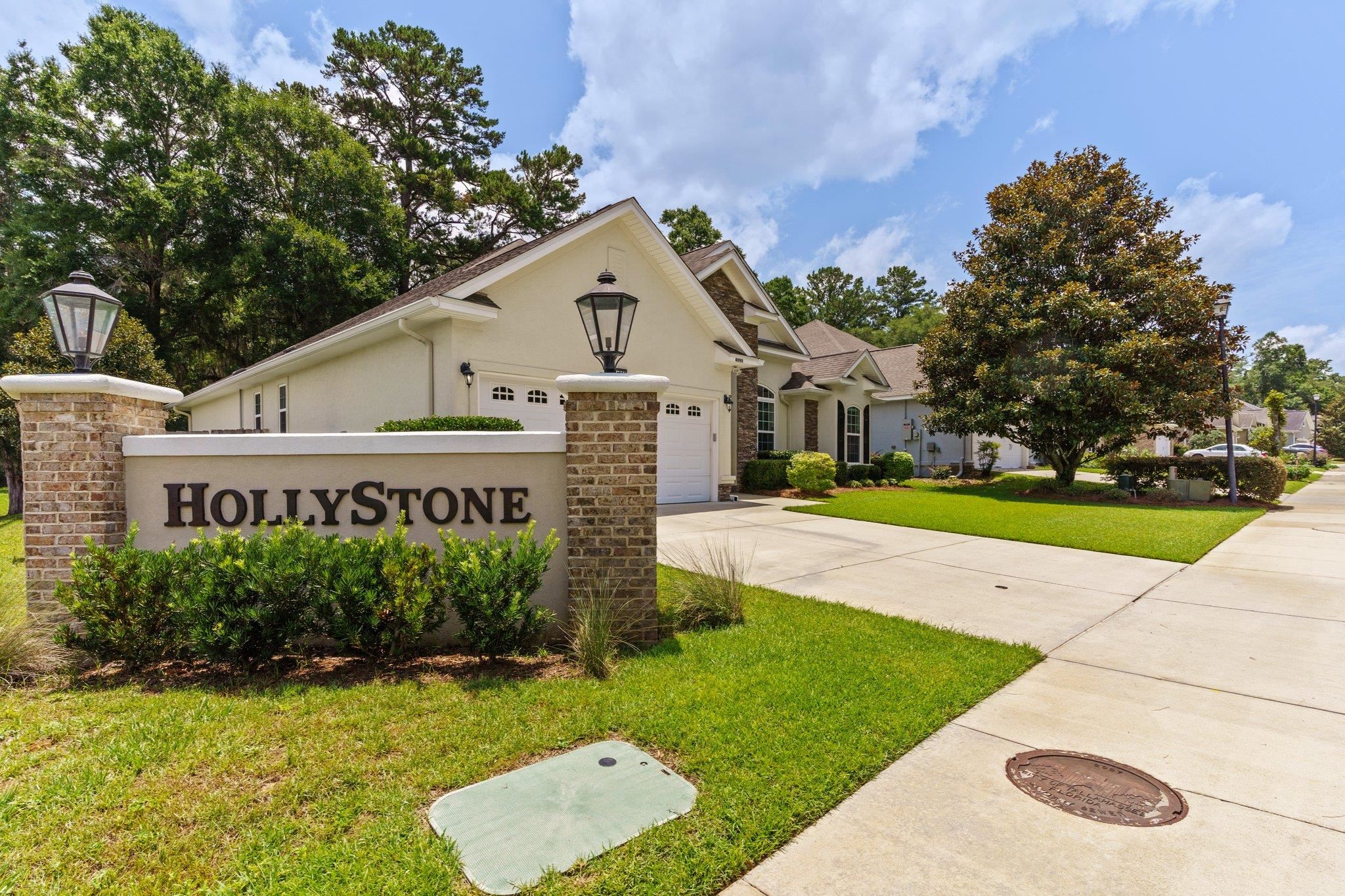 4999 Hollystone Lane