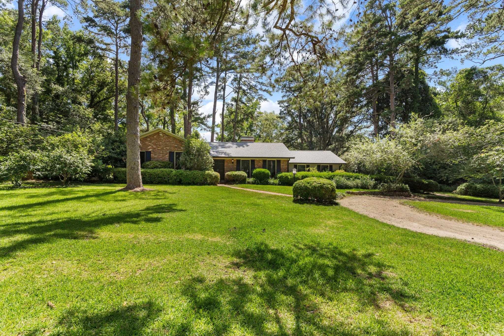 3204 Enterprise Drive