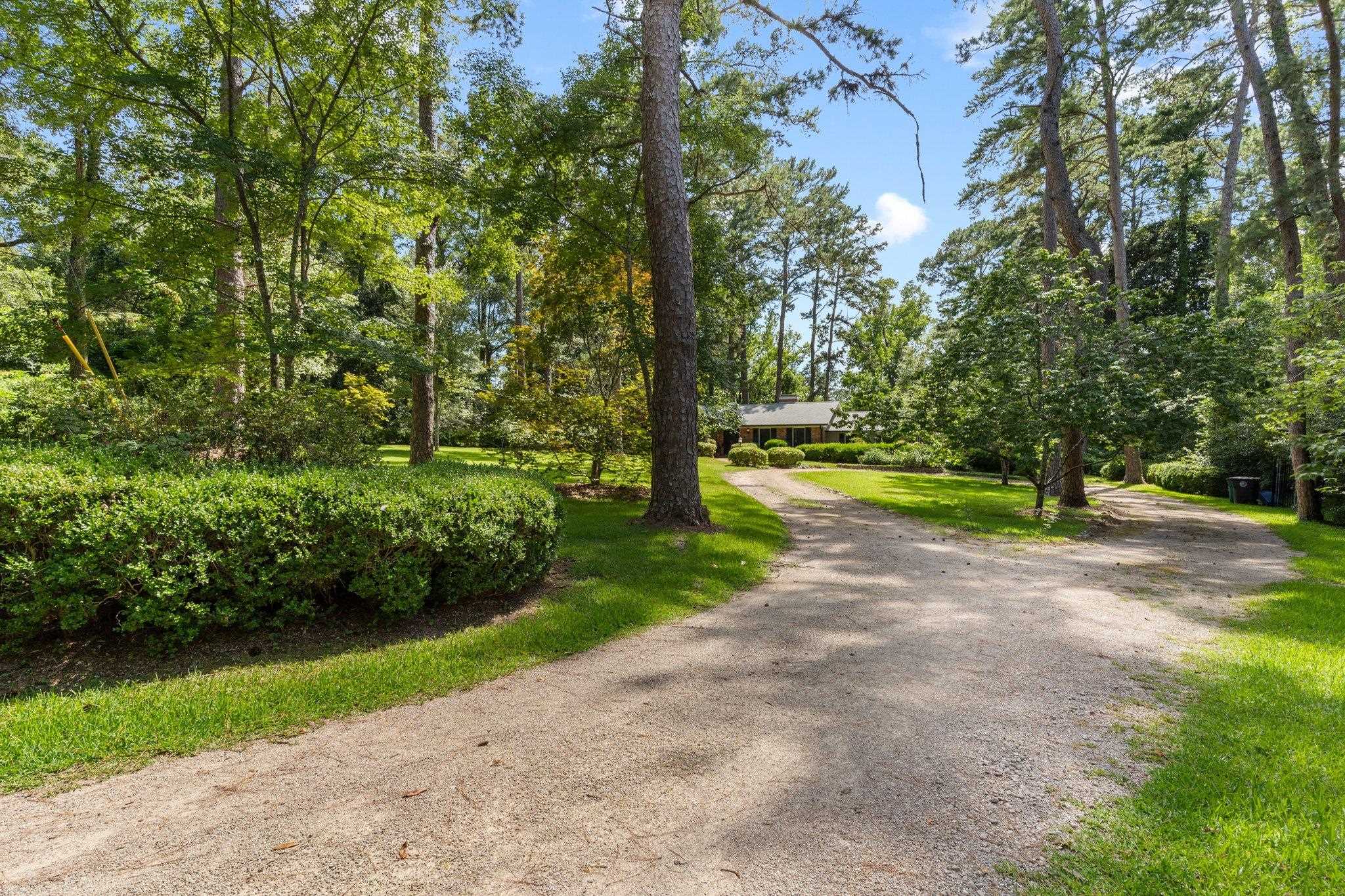 3204 Enterprise Drive